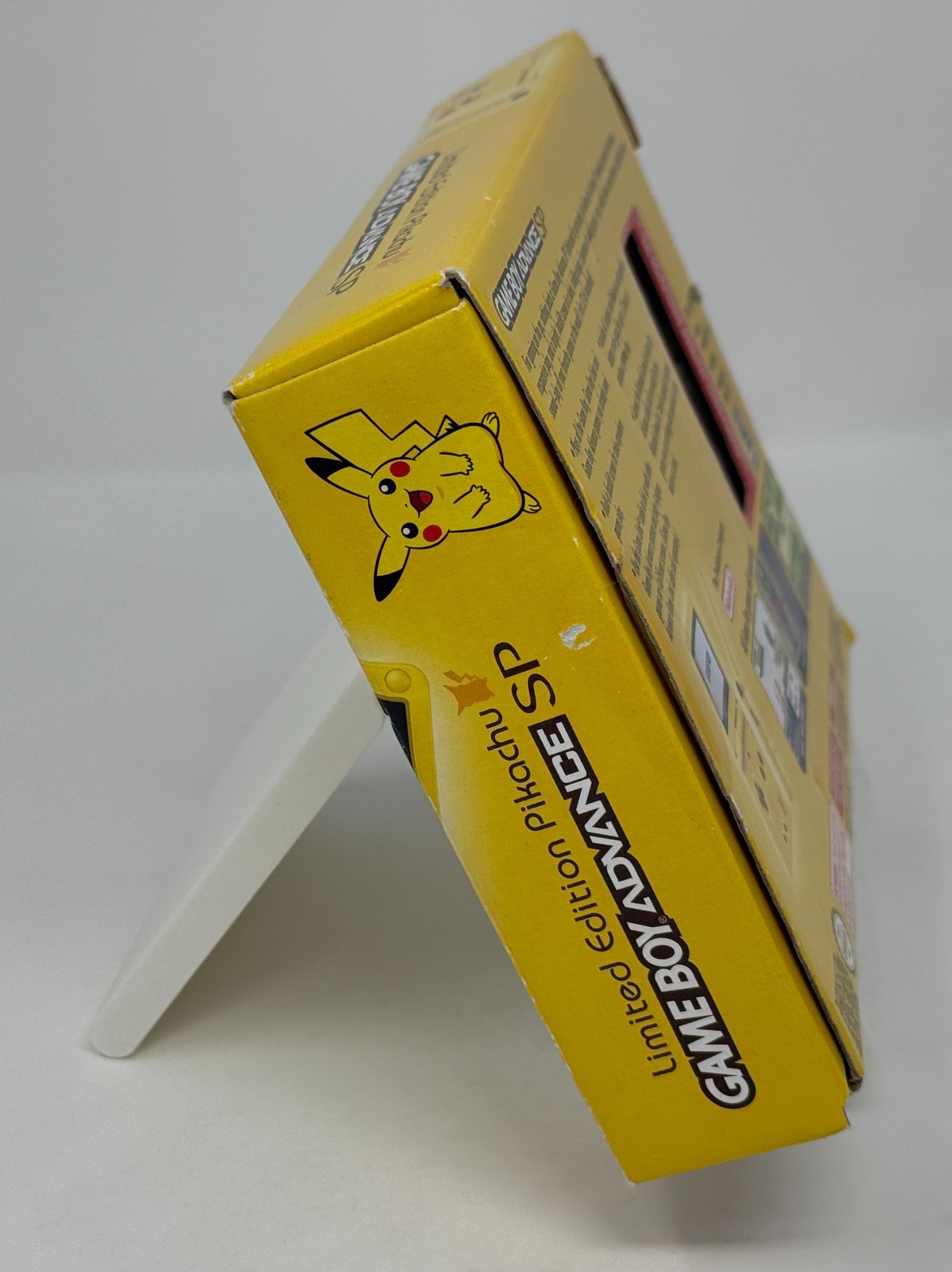Nintendo Gameboy Advance SP Toys «R» Us Exclusive Limited Edition Pikachu IN BOX
