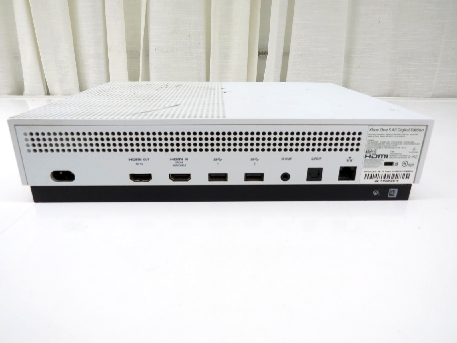 Microsoft Xbox One S All-Digital Edition 1TB White Game Console 1681
