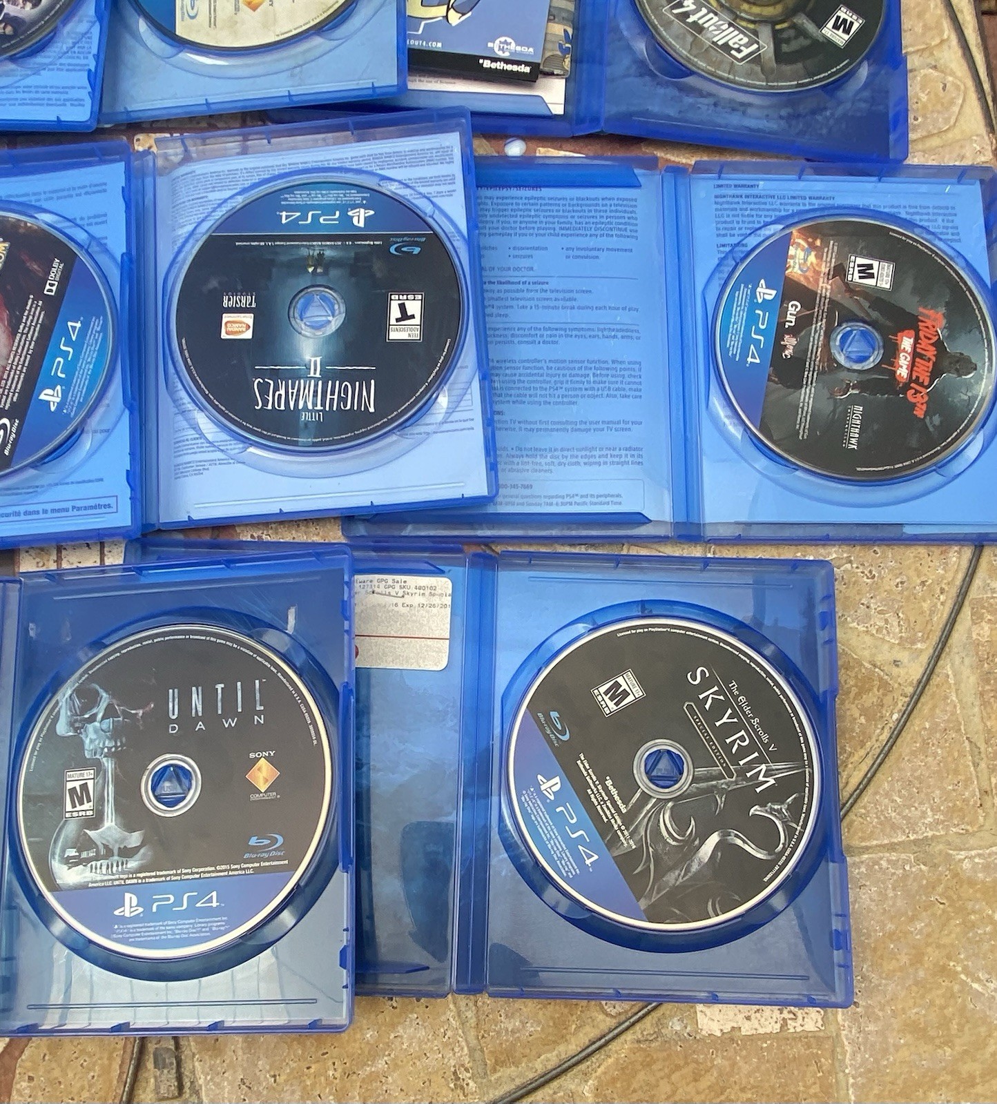 Sony PS4 Pro 1TB CUH-7215B Console Bundle 15 Games Tested & Working