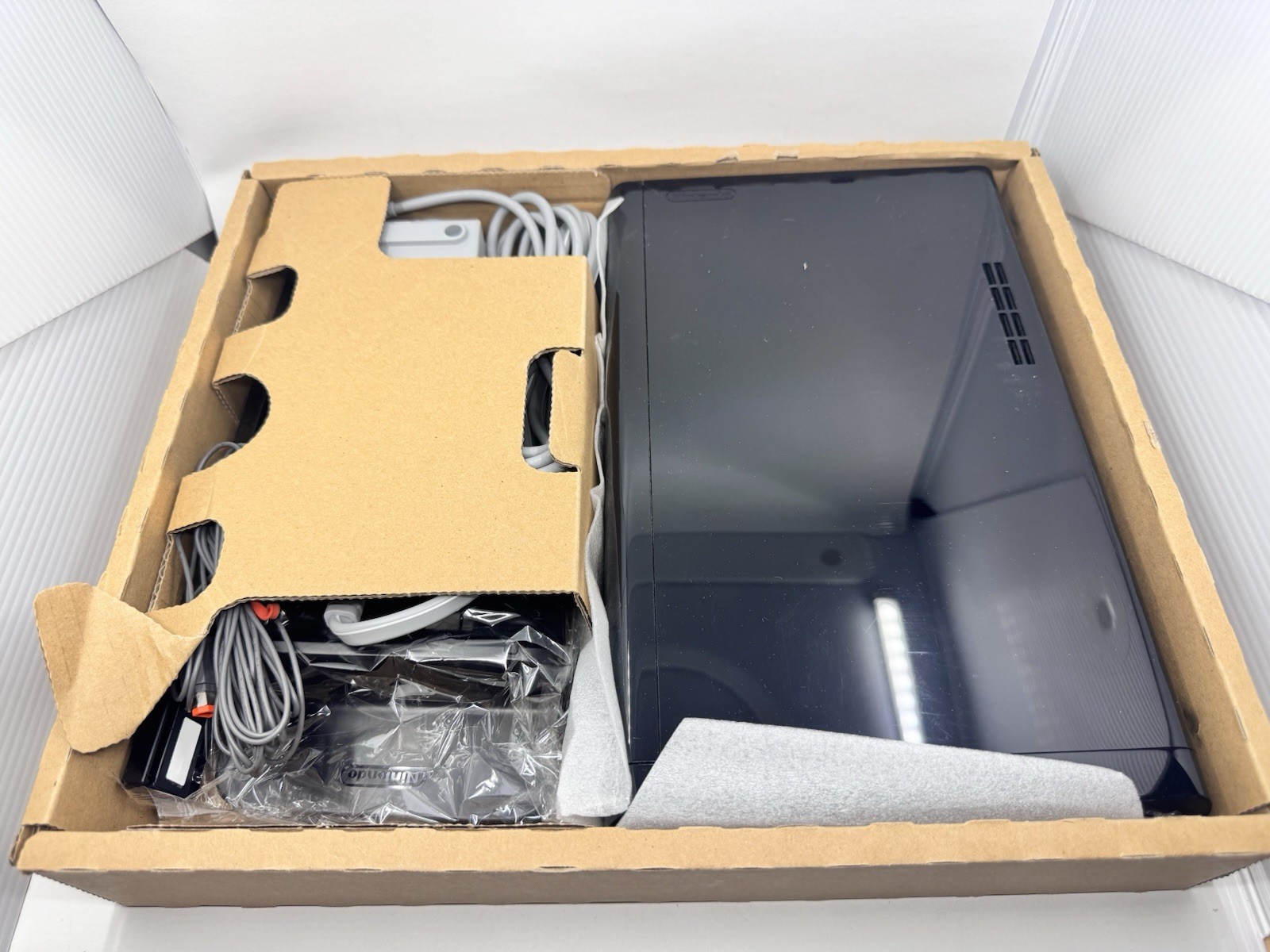 Nintendo Wii U 32 GB Super Mario 3D World Deluxe Set [CIB] Clean!