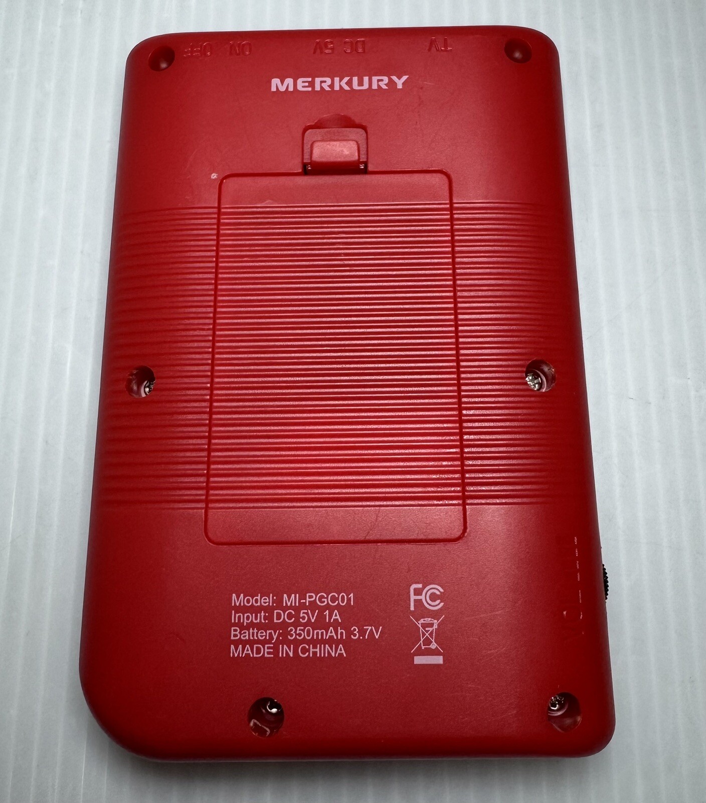 Merkury Innovations Arcade Fun Portable Game Console 200 Games Red w/ Charger