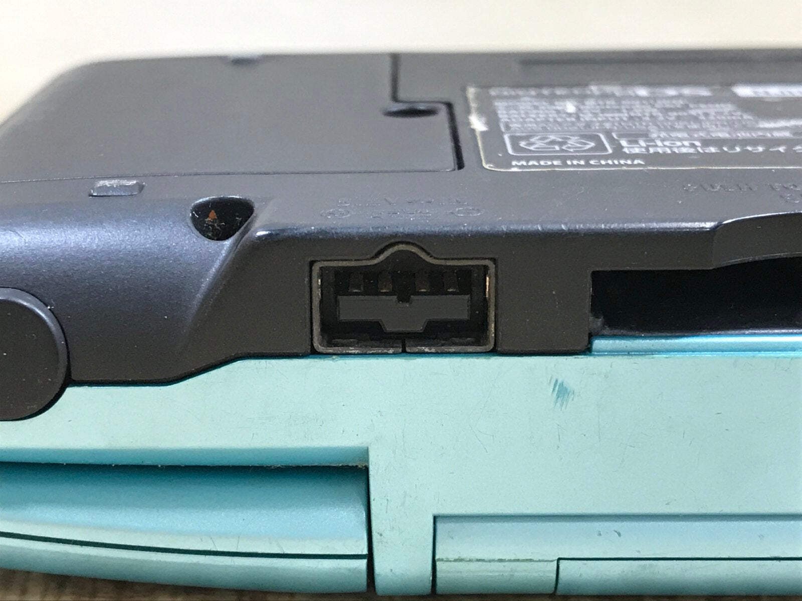 Nintendo DS Turquoise Blue Console Nintendo Japan – With Defects LG9122