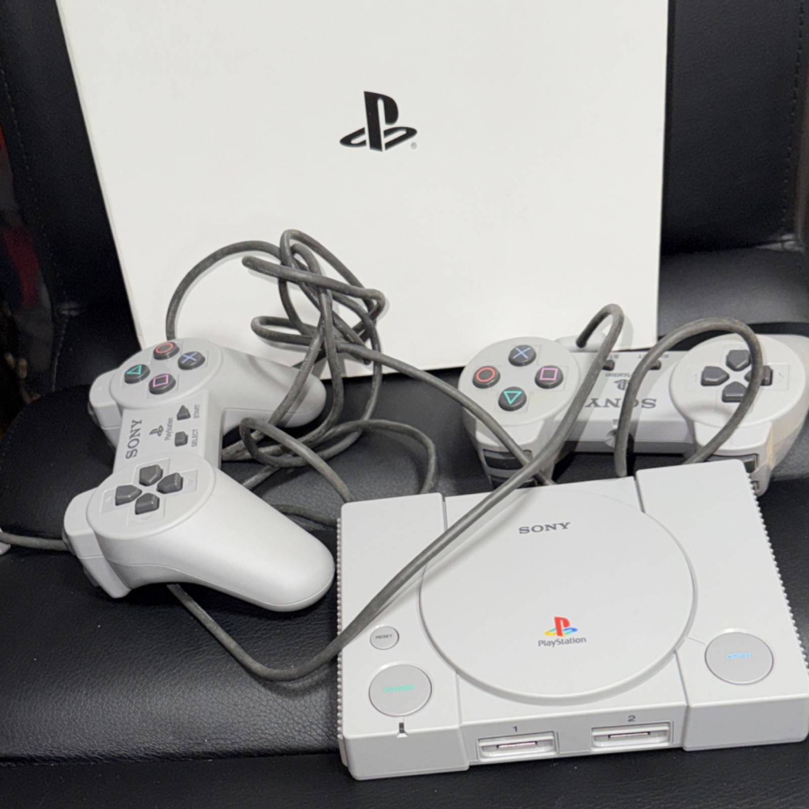 Sony PlayStation 1 PS1 SCPH-102 PAL White Console w/ 2 Controllers, Composite