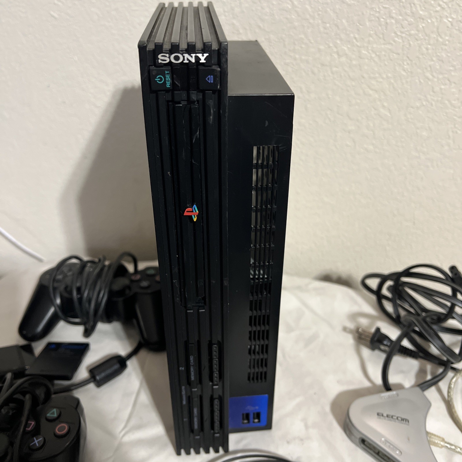Sony PlayStation 2 PS2 Fat Console 2 Controllers,Memory Card Cords, error disc.