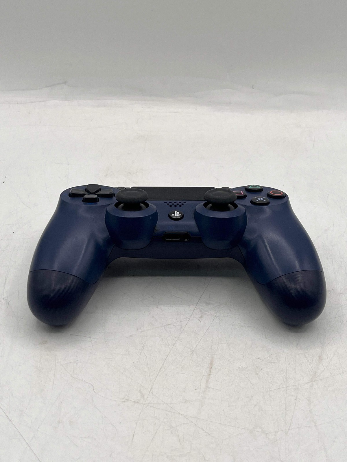 Sony PlayStation 4 CUH-1215A 500GB Black Video Game Console