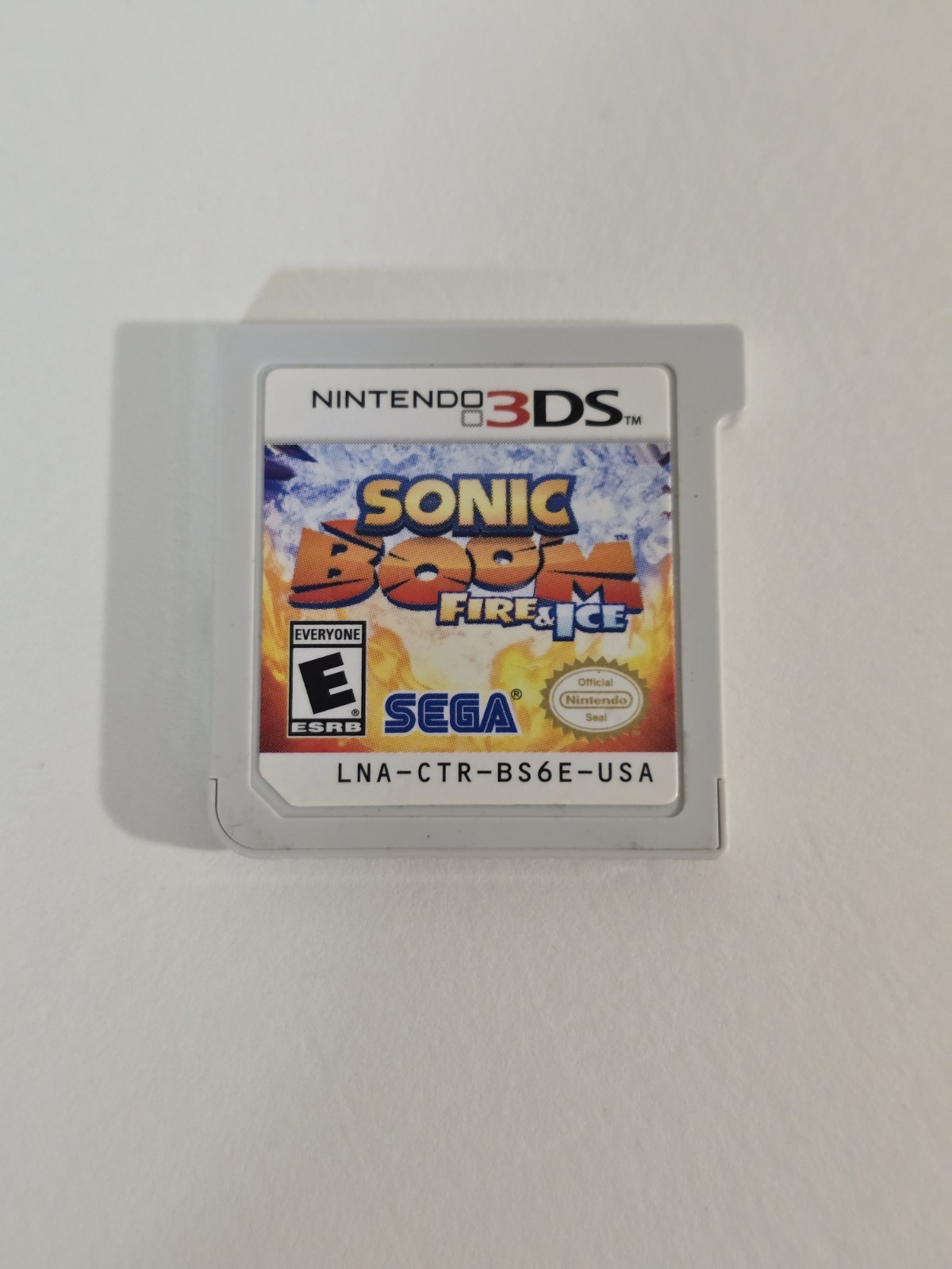 Nintendo 2DS XL Console – White/Orange + Game Cartridge