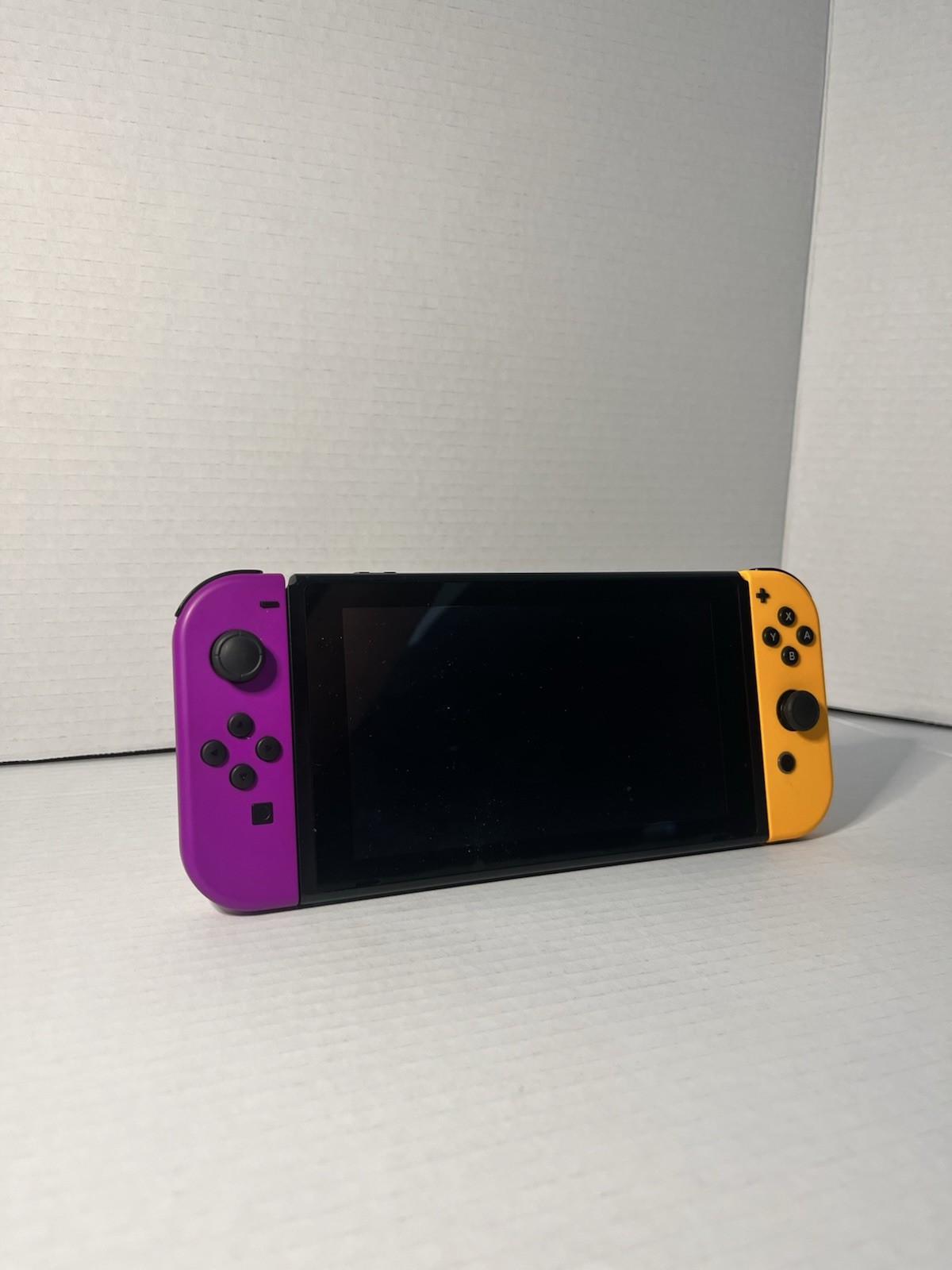 MINT Nintendo Switch HAC-001 Console Bundle Controller ,Charger Case 256gb SD