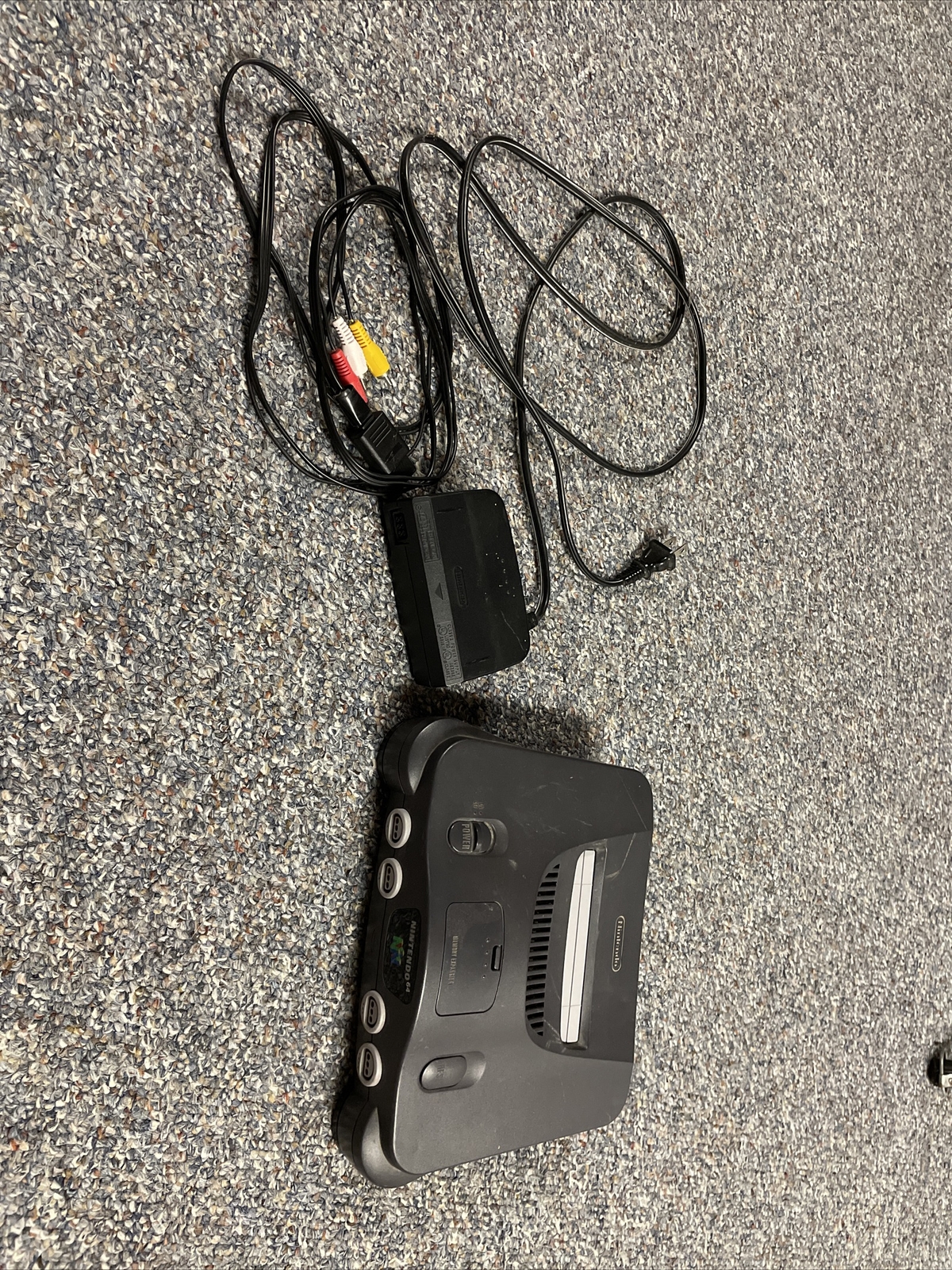 Nintendo 64 System 8 MB Home Console – Charcoal Gray With 2 Controllers