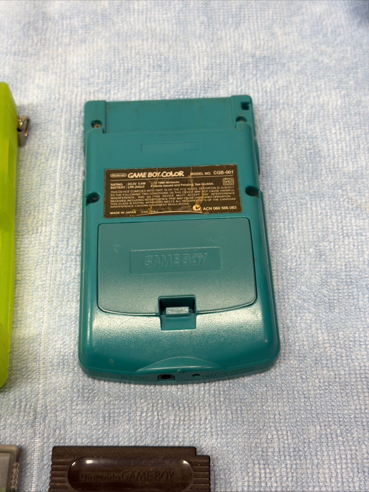 Nintendo Game Boy Color Handheld Console Teal CGB-001 With 2 Games!
