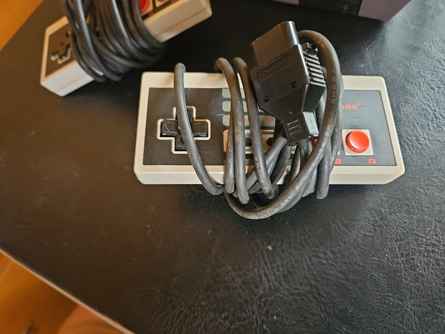 Nintendo Entertainment System NES-001 Original Console Bundle-Tested