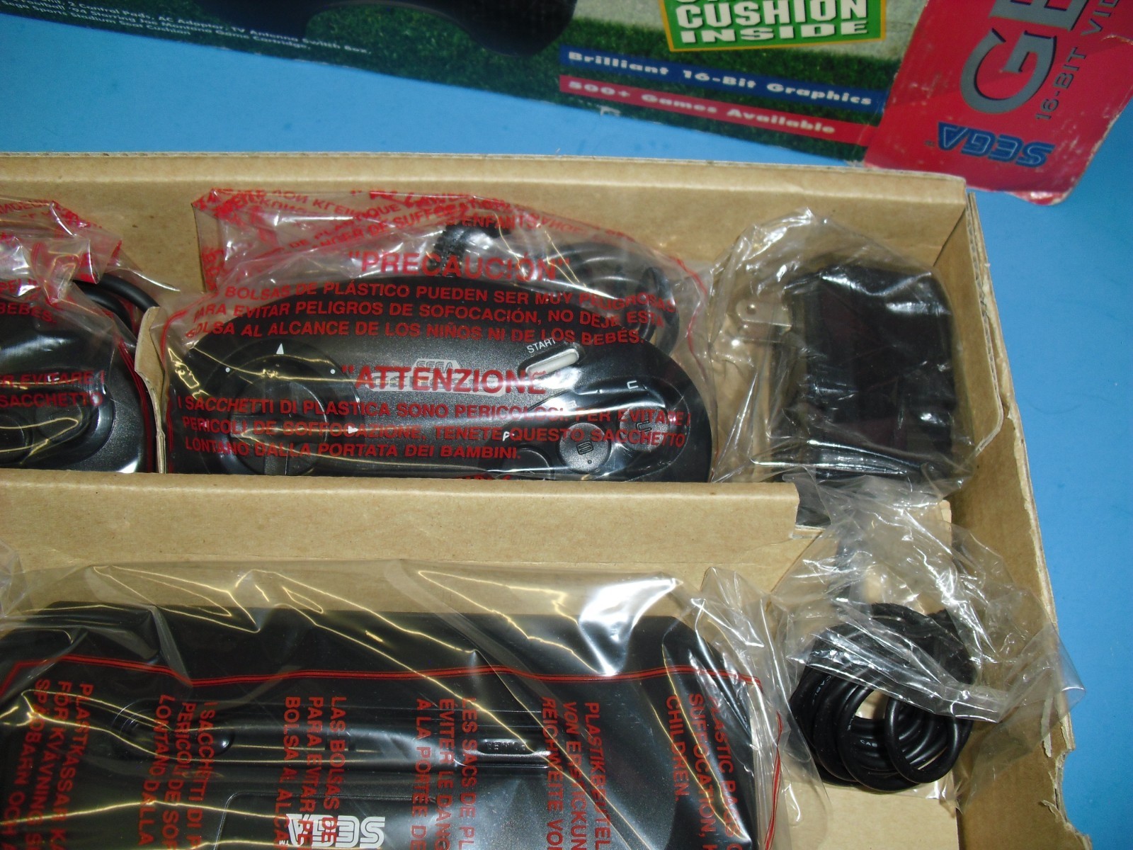 Sega Genesis Sports system complete in box w/ Stadium Cushion & NFL Football 94