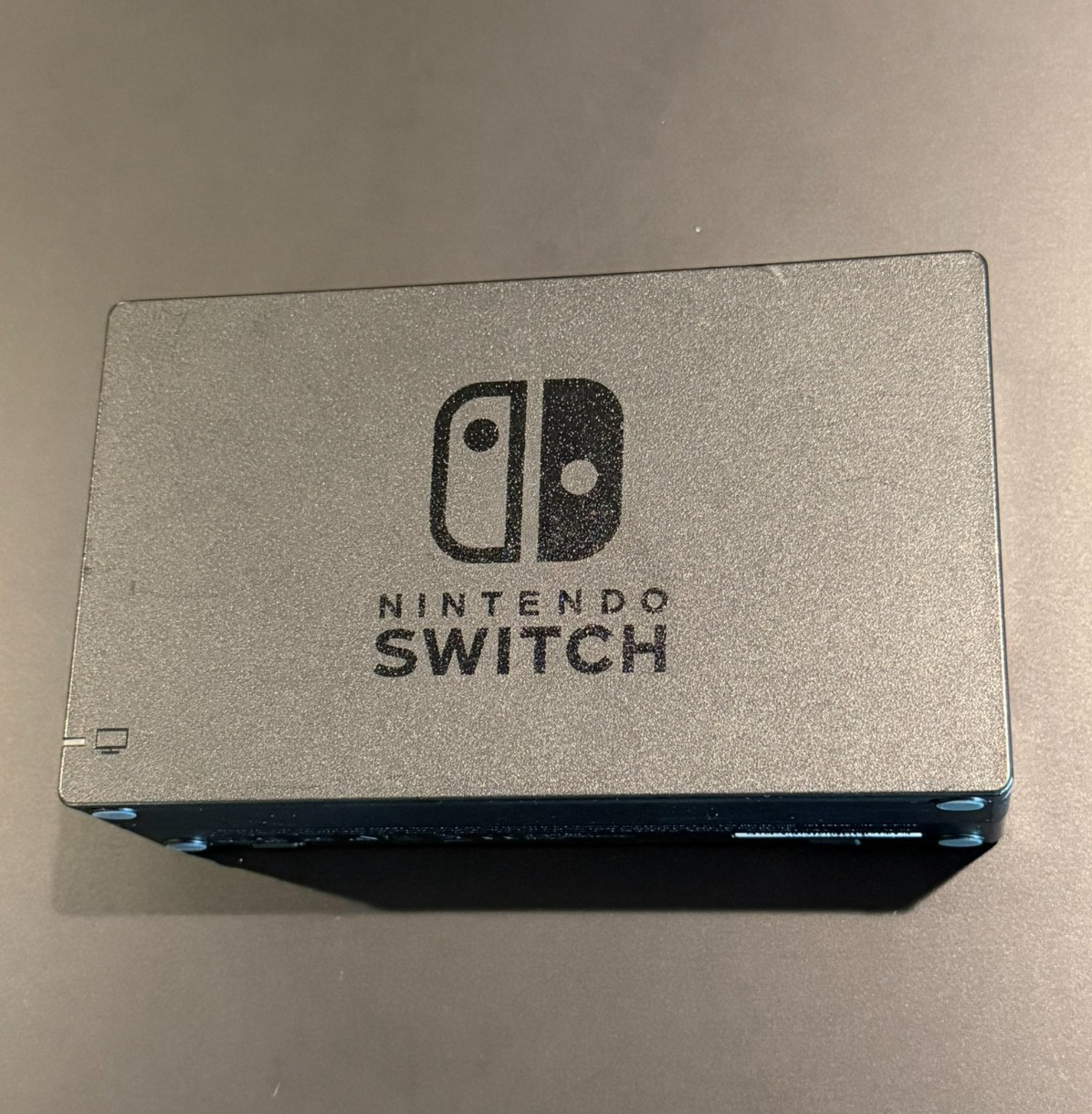Nintendo Switch V1 HAC-001 XAW1 – Blue/ Red JoyCons with accessories
