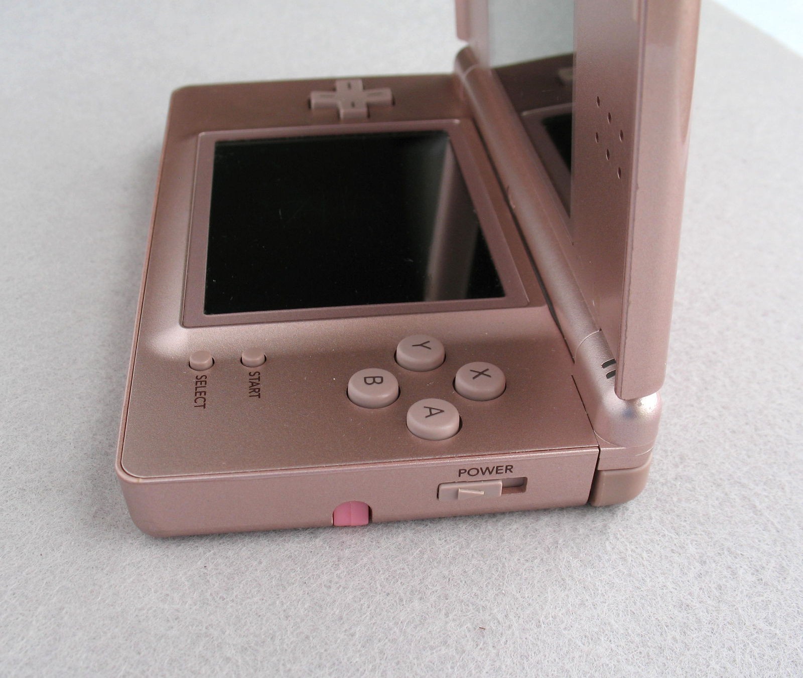 Nintendo DS Lite Metallic Rose UGS-001 bundle