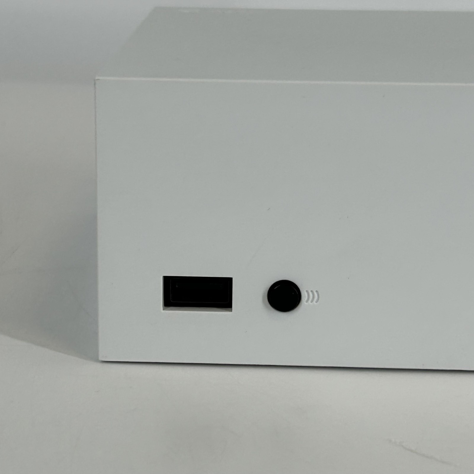 Microsoft Xbox Series S Console White 512GB w/ Controller/HDMI – Excellent