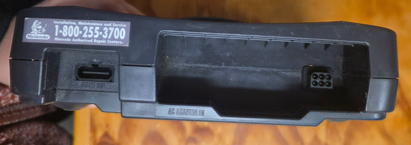 Nintendo 64 Console, Gray, FOR PARTS, TURNS ON BUT WILL NOT READ!