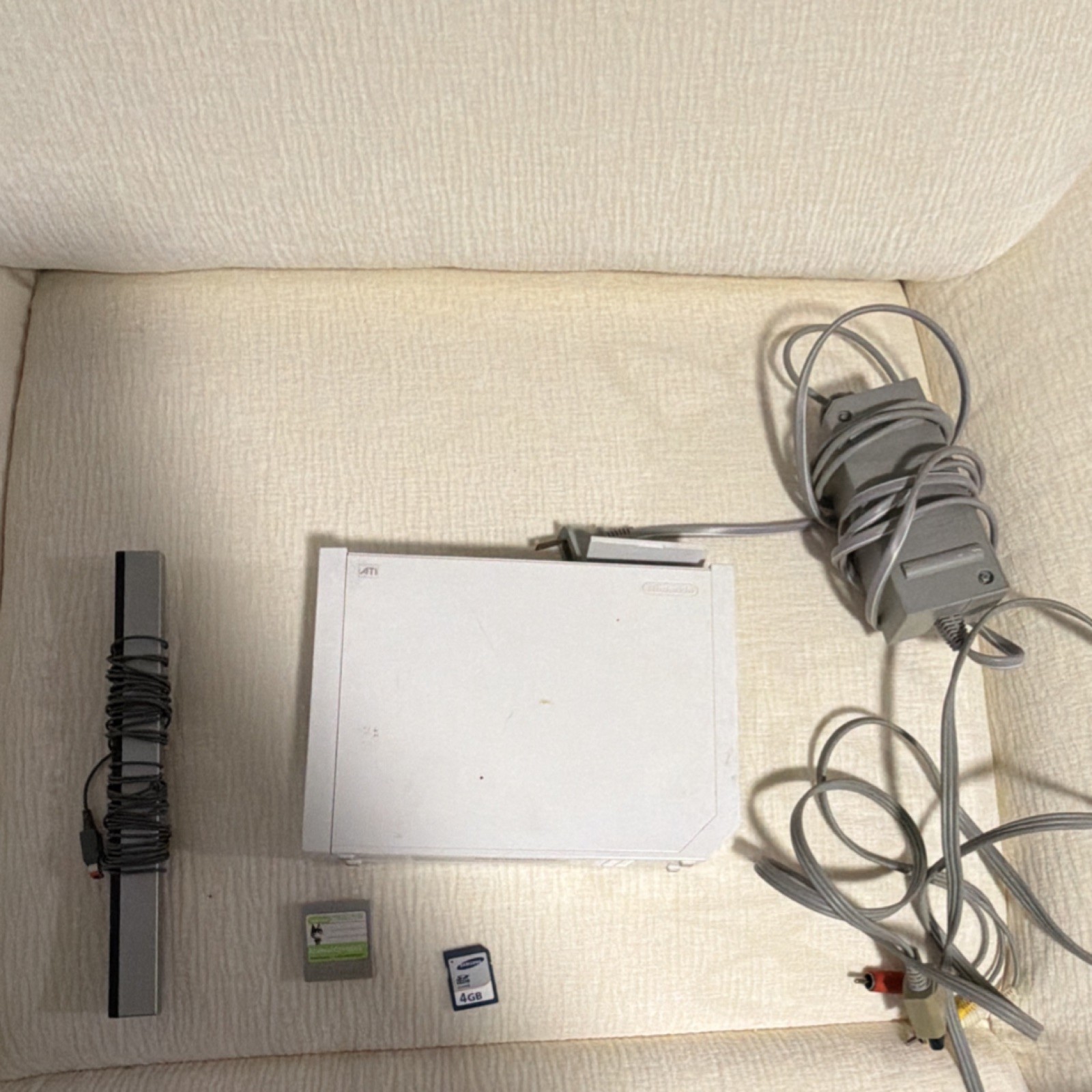 Nintendo Wii RVL-001 White Console SD Card Slot Component RCA w/ Accessories