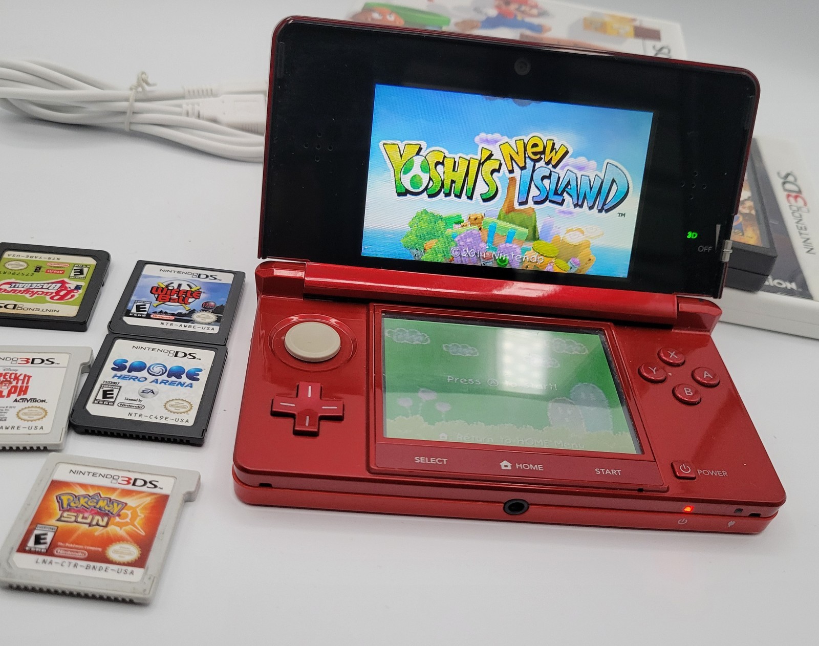 Nintendo 3DS Red Bundle with (10) Games Charger Tested Mario Pokemon Yoshi