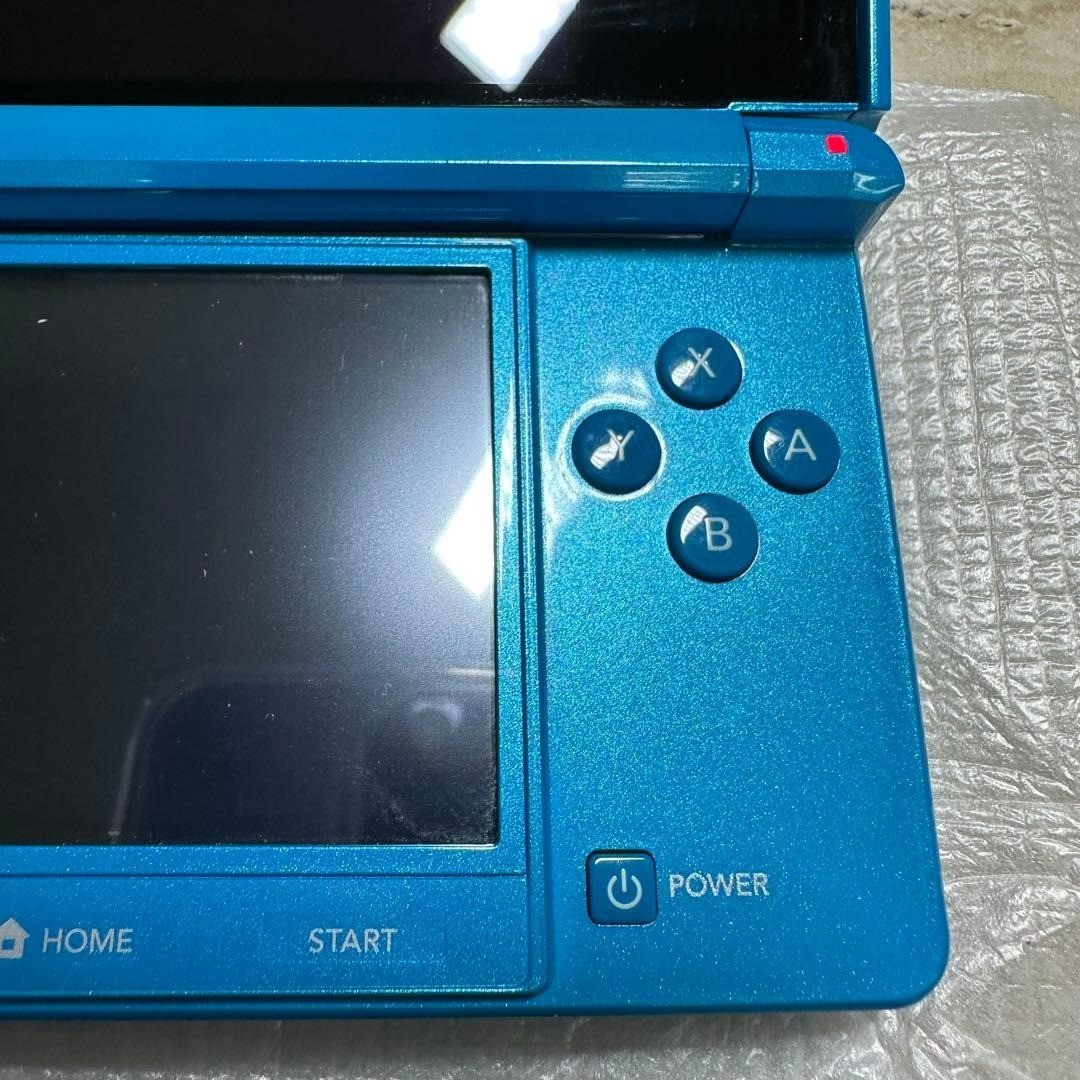 Nintendo 3DS Light Blue Console Boxed Complete Set 6578