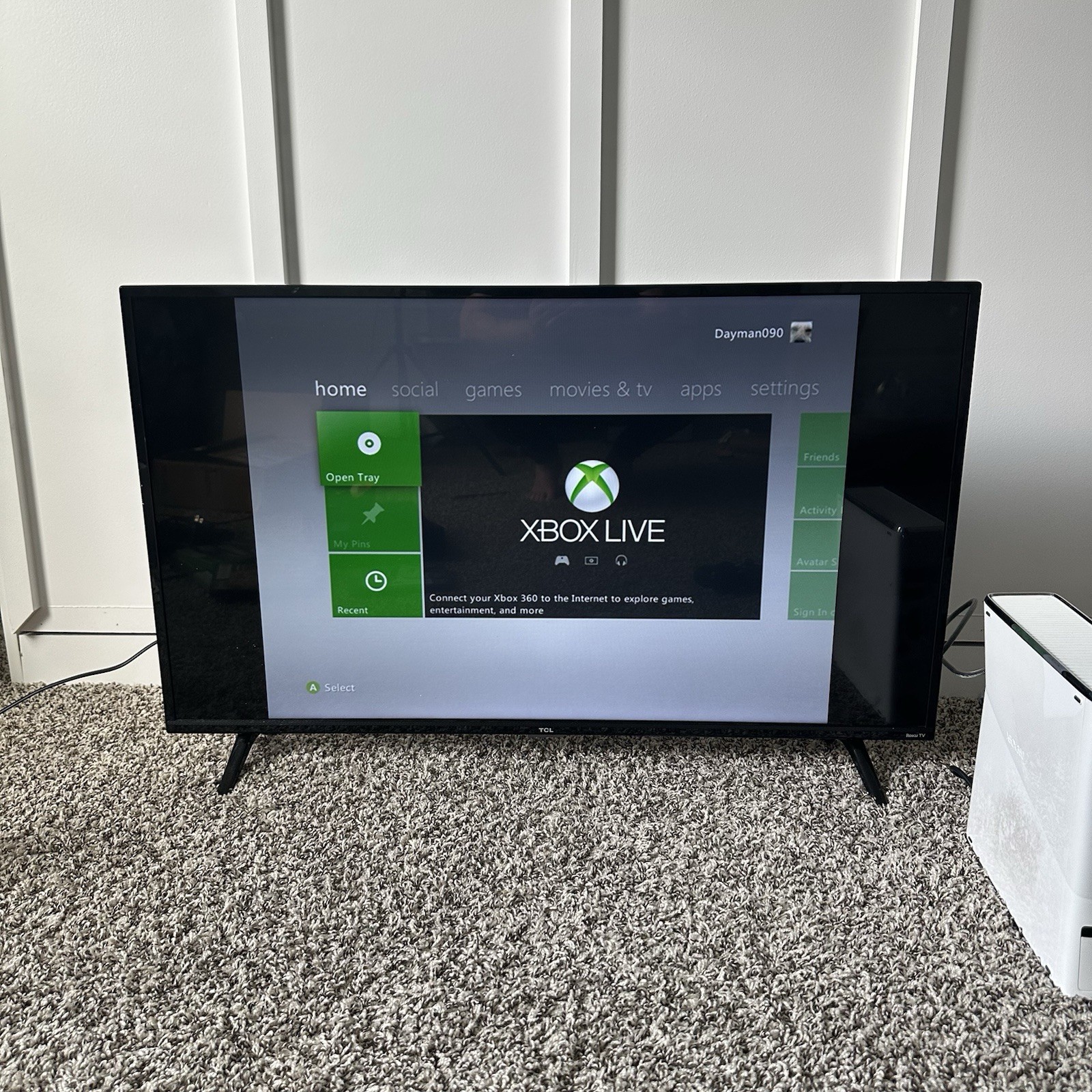 Microsoft Xbox 360 Slim White Console (Tested)