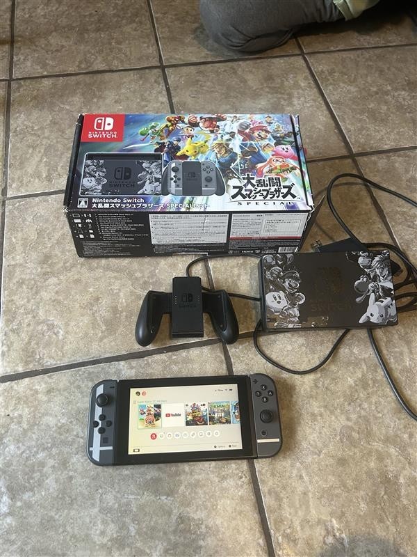 Nintendo Switch Super Smash Bros Ultimate JPN Edition Console + 256GB microSD