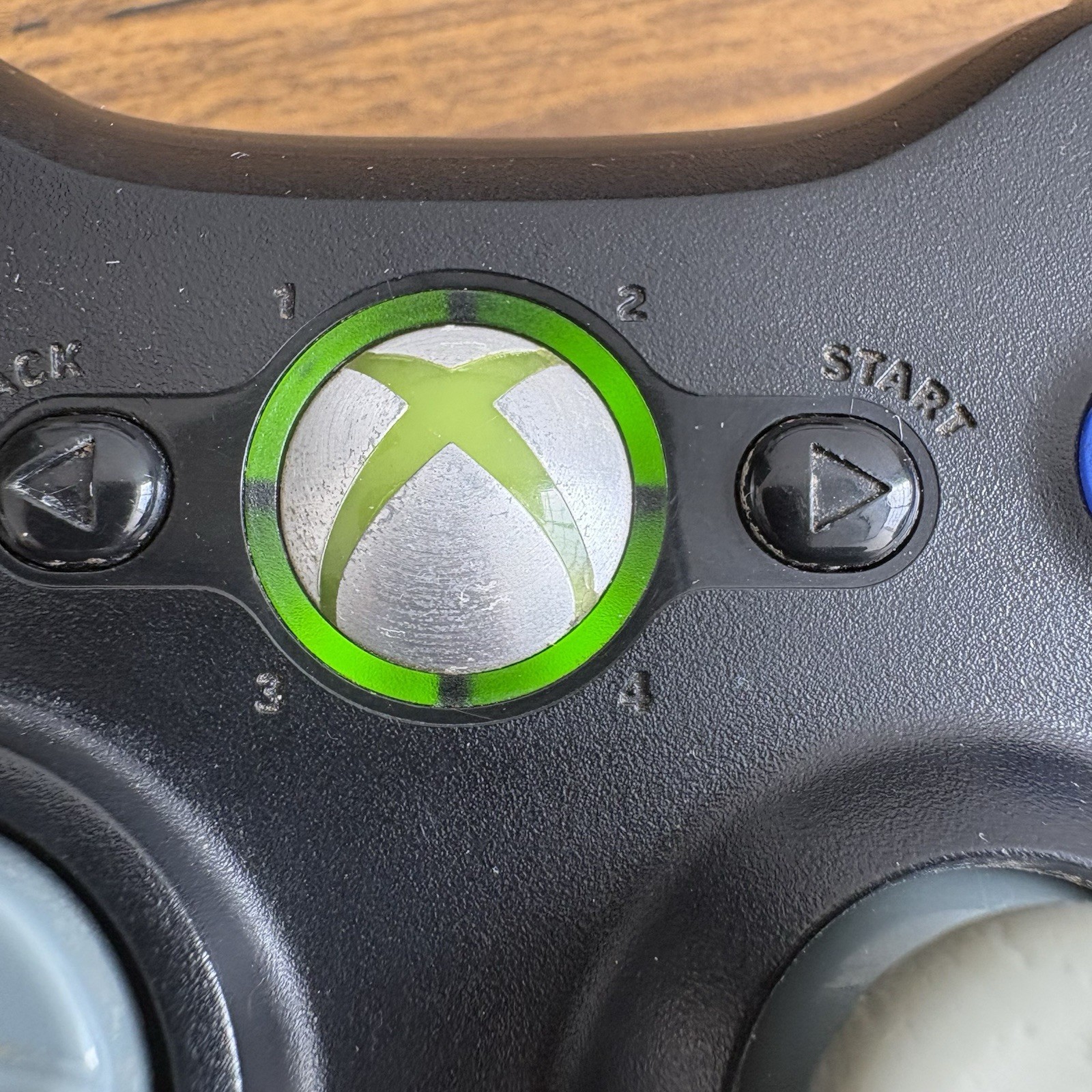 Microsoft Xbox 360 Elite 120GB Console Bundle Jasper + Controller + 3 Games