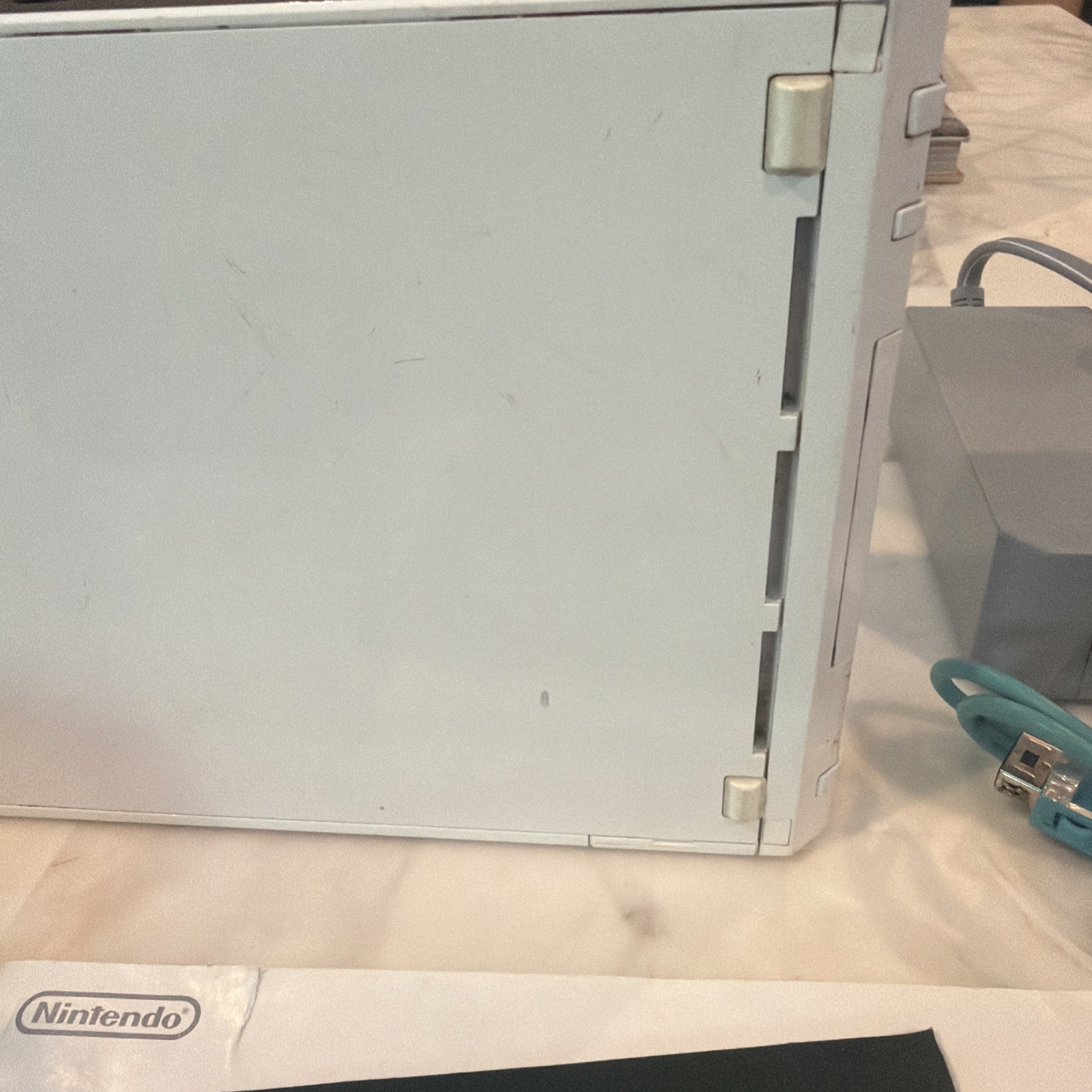 Nintendo Wii Console White RVL-001 Super Smash Bros Brawl Bundle 6 Video Games