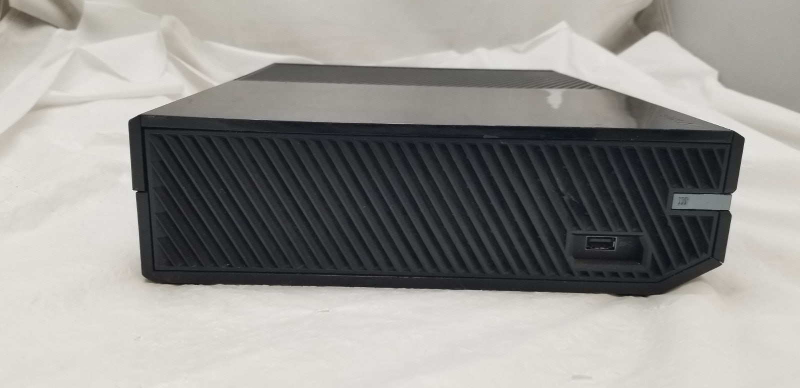 Microsoft Xbox One : Black : 1540 : Console-only : Tested & Works