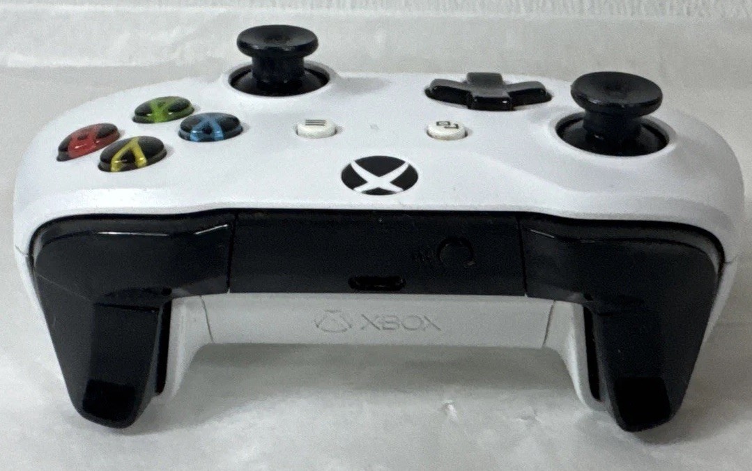 Microsoft Xbox One S All-Digital Edition 1TB Video Game Console – White