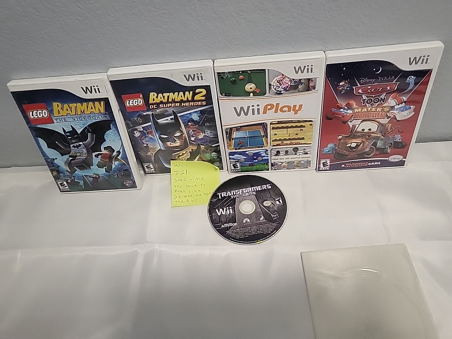 Nintendo Wii RVL-001(USA) Black Console Bundle with 5 Games