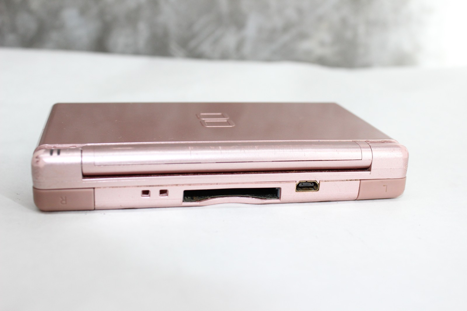 Nintendo DS Lite (Metallic Rose) – Tested/Works w/ Charger and box *READ*