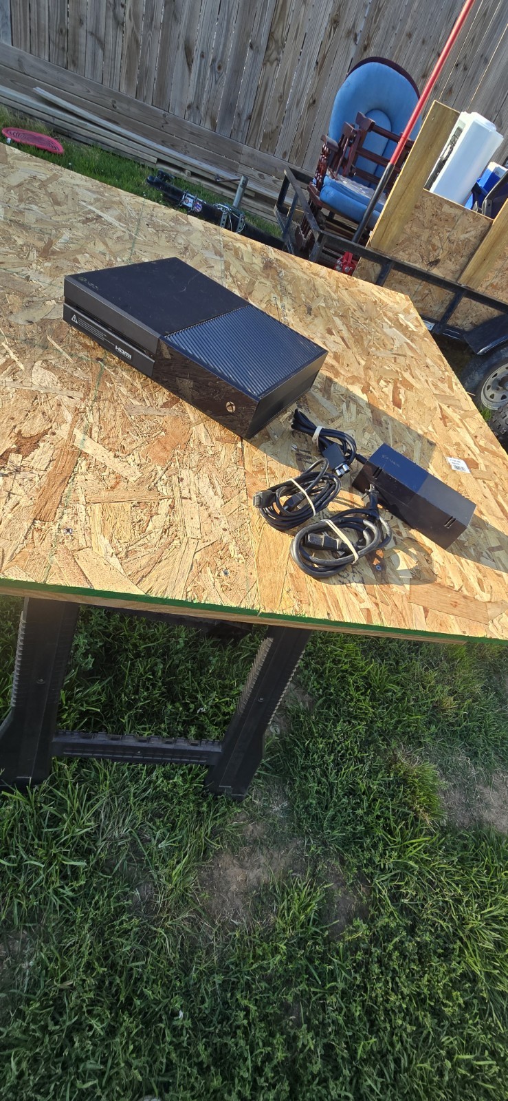 original Microsoft Xbox One 1540 Disc Console 500GB Storage