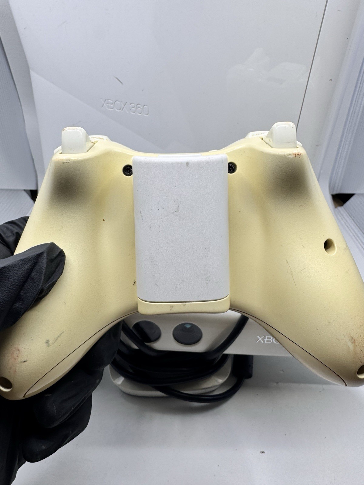 Microsoft Xbox 360S Console w/ Kinect (No Cords, Only Controller)