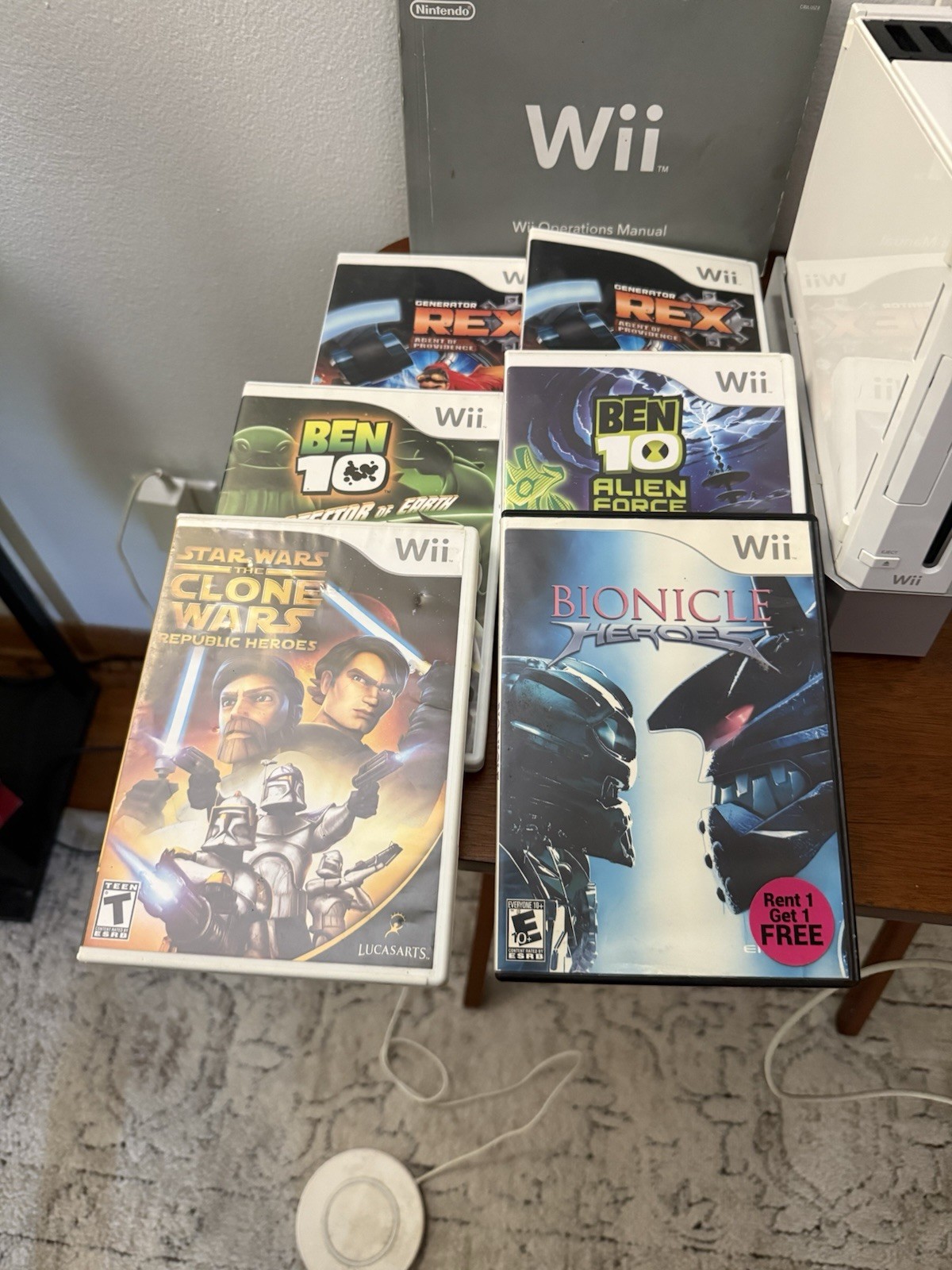 Nintendo Wii RVL-001 GameCube Compatible Console Wii Bundle With 6 Games Tested