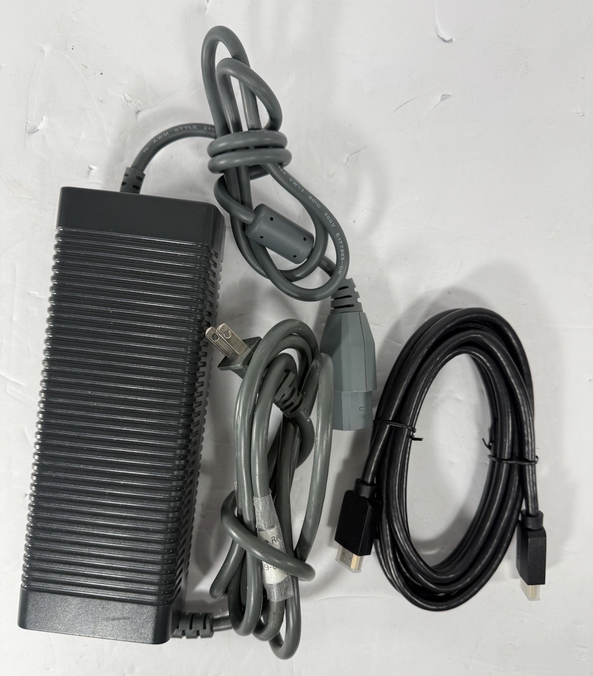 Microsoft Xbox 360 Console 120GB Matte Black + Controller & Cables