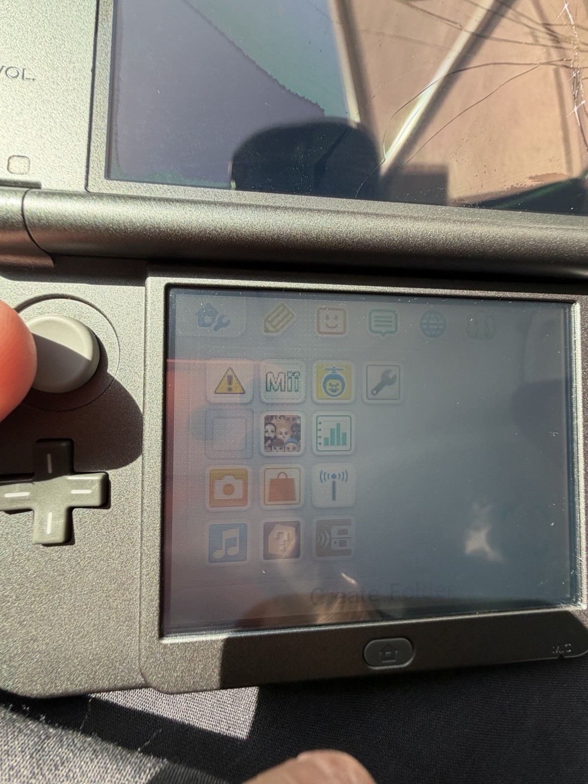 New Nintendo 3DS XL Gray Black Console Tested READ DESCRIPTION TOP SCREEN BROKEN