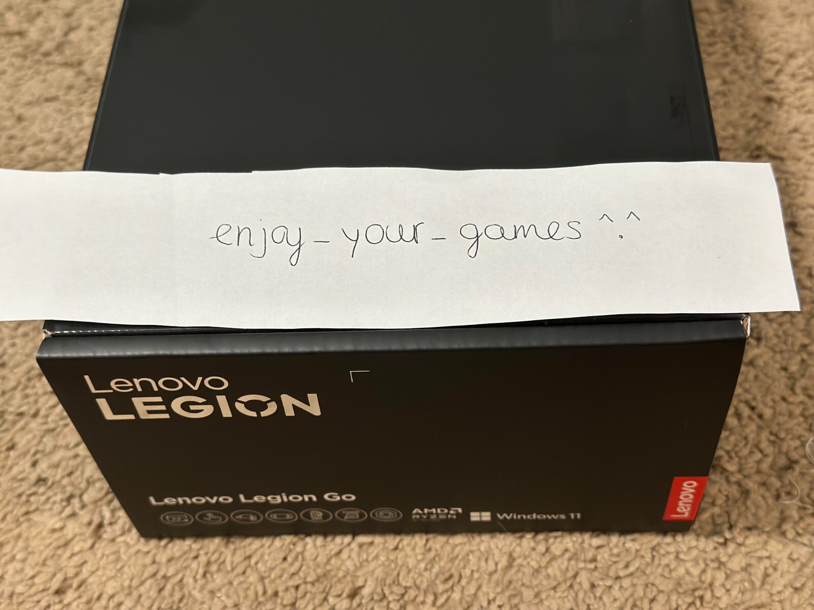 Lenovo LEGION GO 8.8″ 144Hz Gaming Handheld AMD Ryzen Z1 Extreme 2TB – Ship ASAP