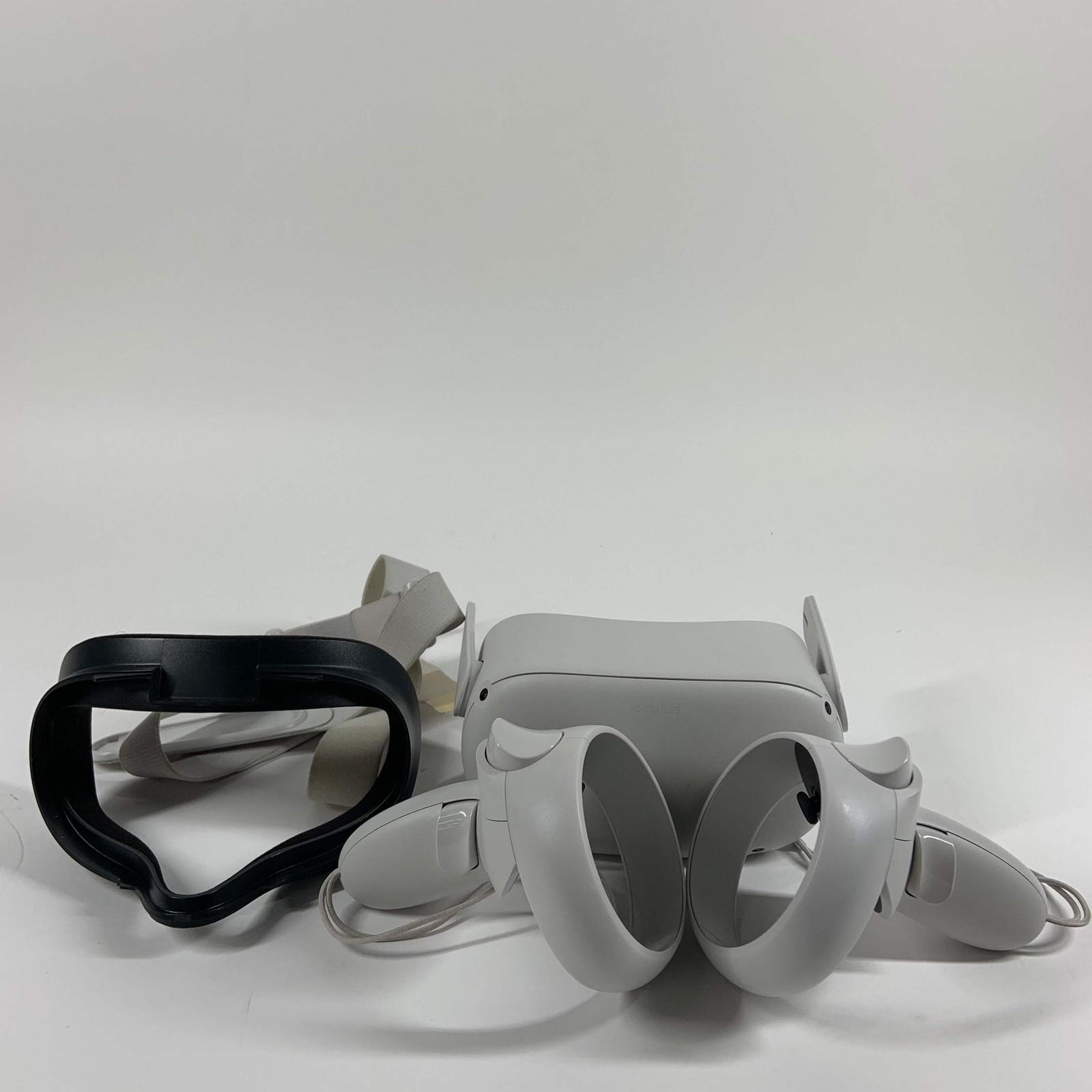 Meta Quest 2 128GB Standalone All-in-One VR Headset KW49CM
