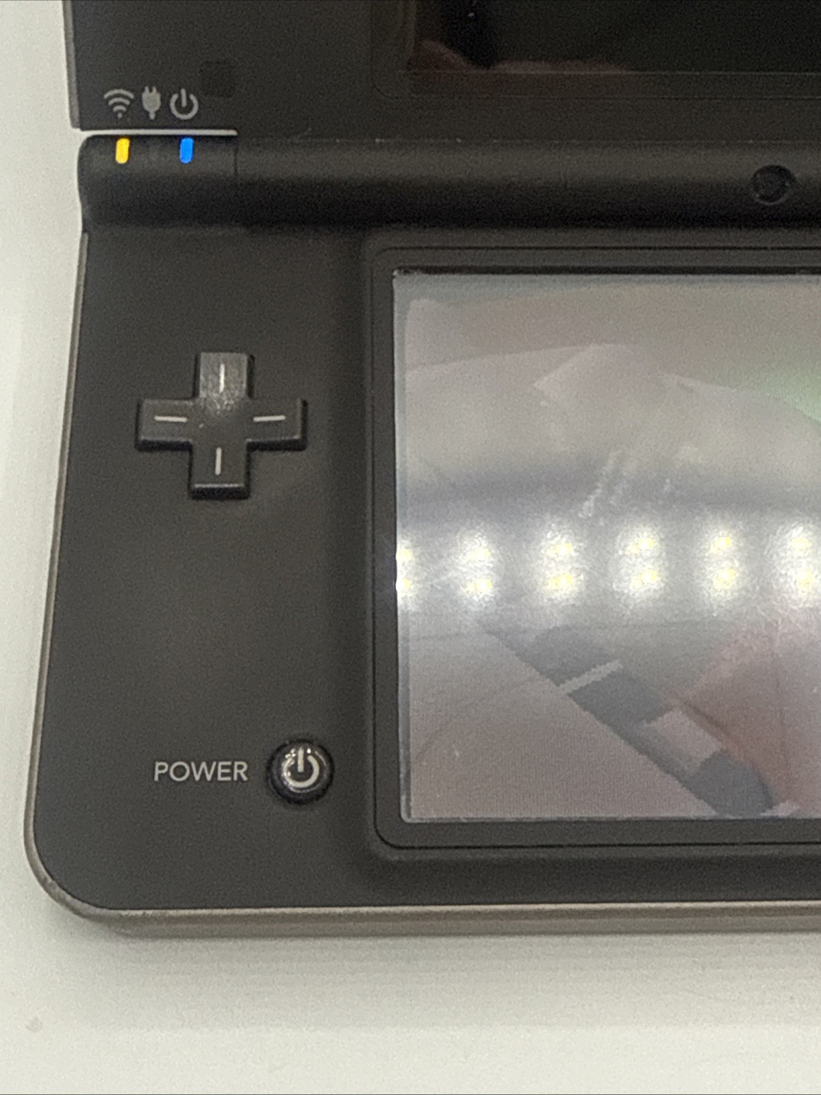 Nintendo DSI XL Handheld Console Bronze UTL-001 Bundle 8 Games, Charger, Stylus