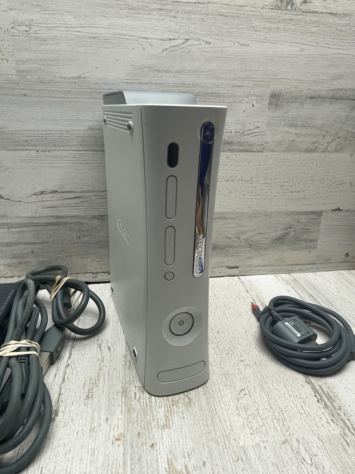 Xbox 360 White Console Bundle- Non-HDMI Model. Includes Controller & Cables.