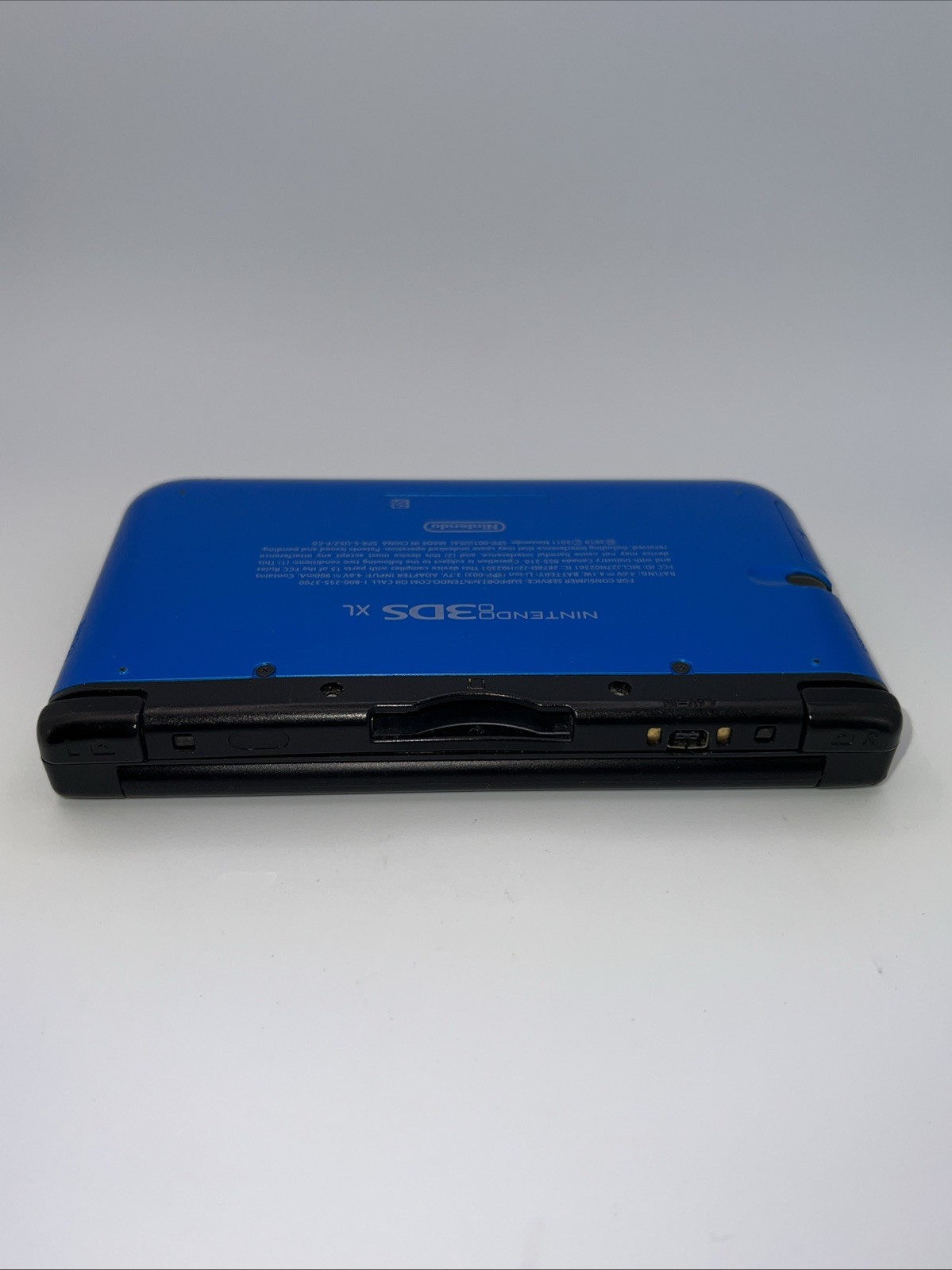 Nintendo 3DS XL Blue Black Handheld Console 2011 Works Charger, Games, NO STYLUS