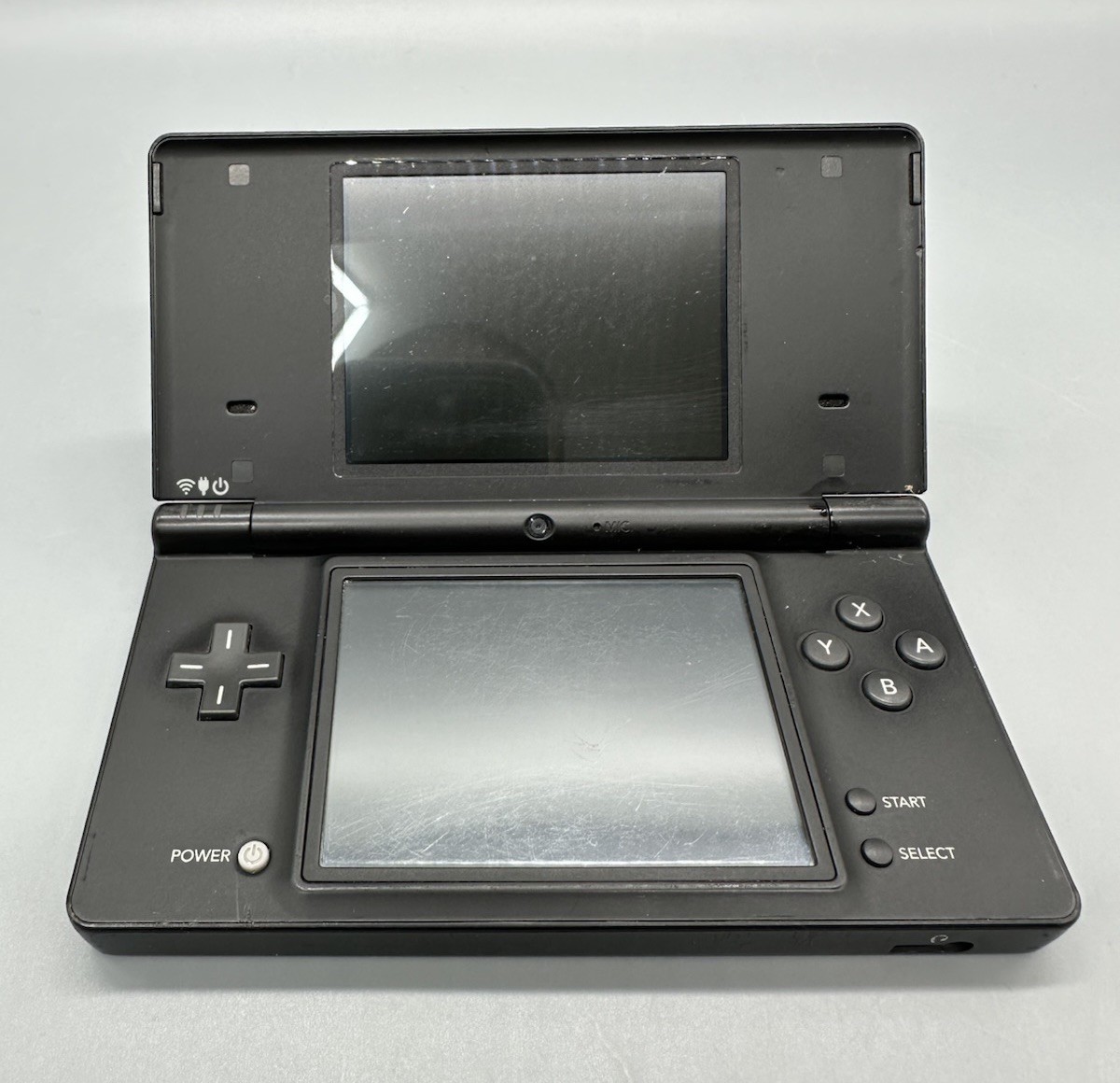 Nintendo DSi Handheld Game Console TWL-001 Black With Charger Tested Working