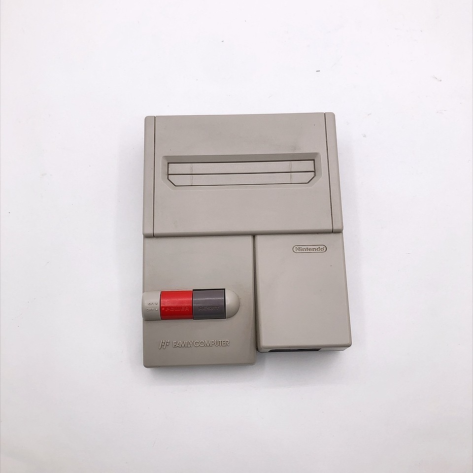 Nintendo New Famicom Console AV HVC-101 2 Controller Made in Japan NES Tested