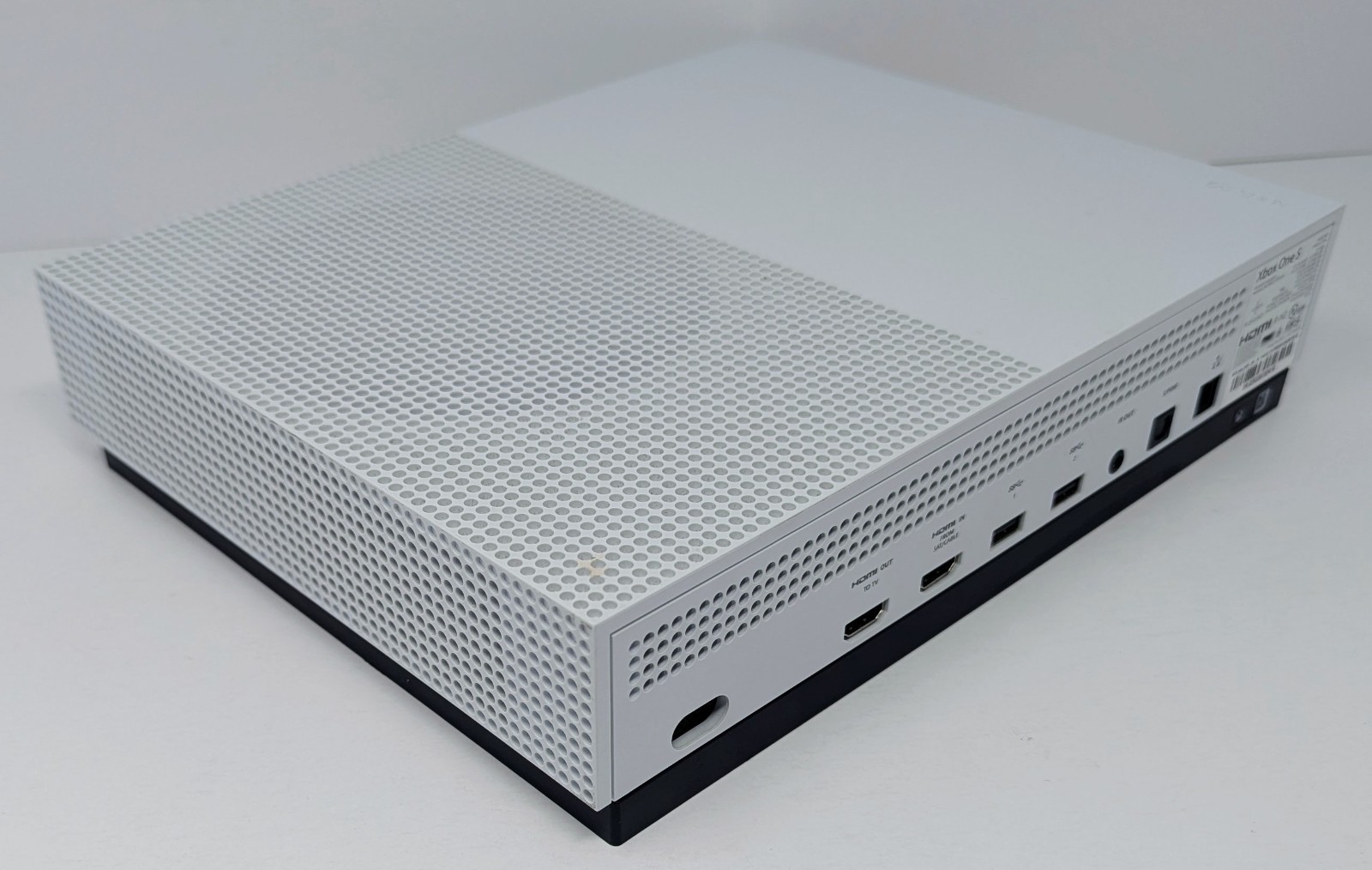 Microsoft Xbox One S 1 TB White Console Bundle – Tested & Working!