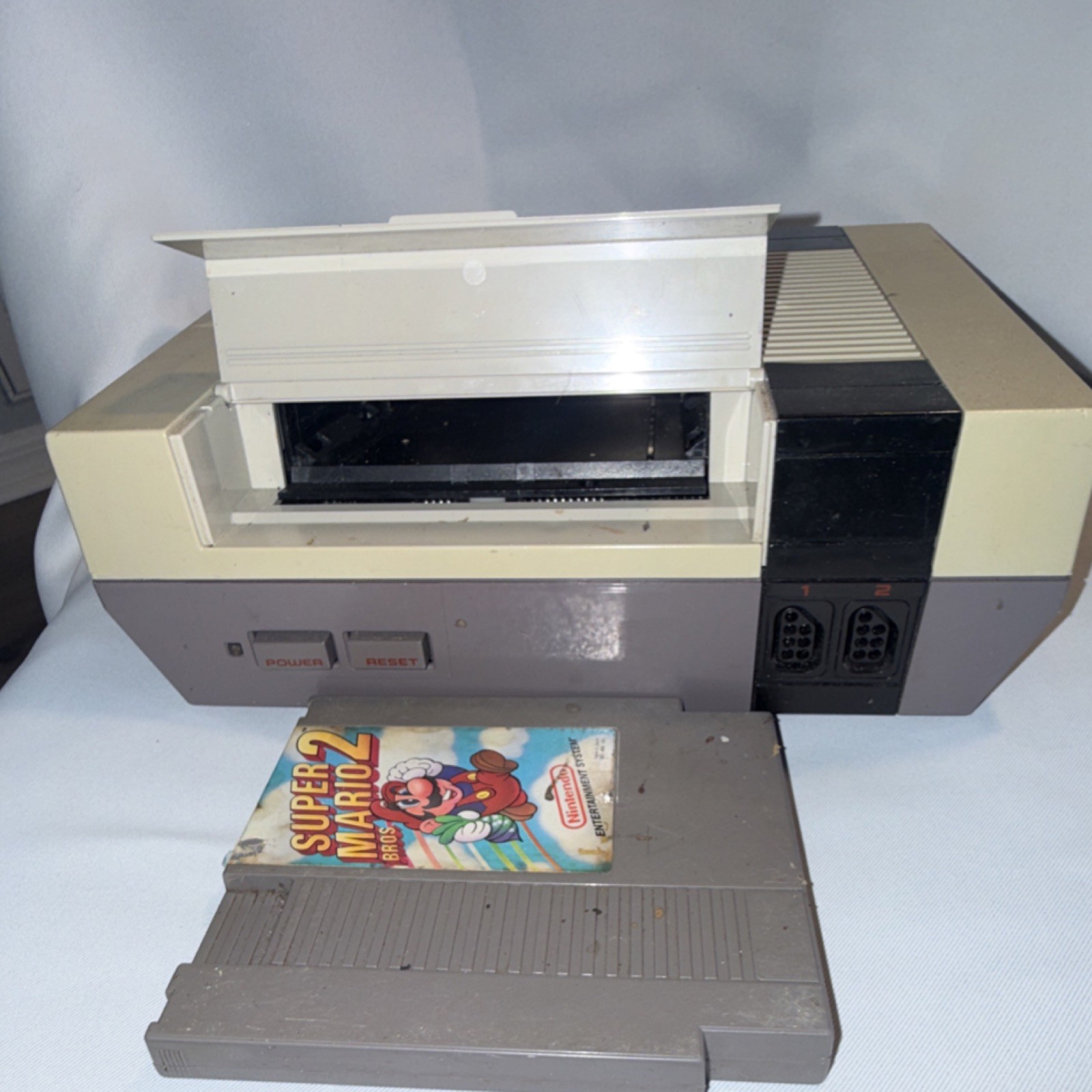 Nintendo Entertainment System NES-001 Console Gray/Beige RF Composite RCA