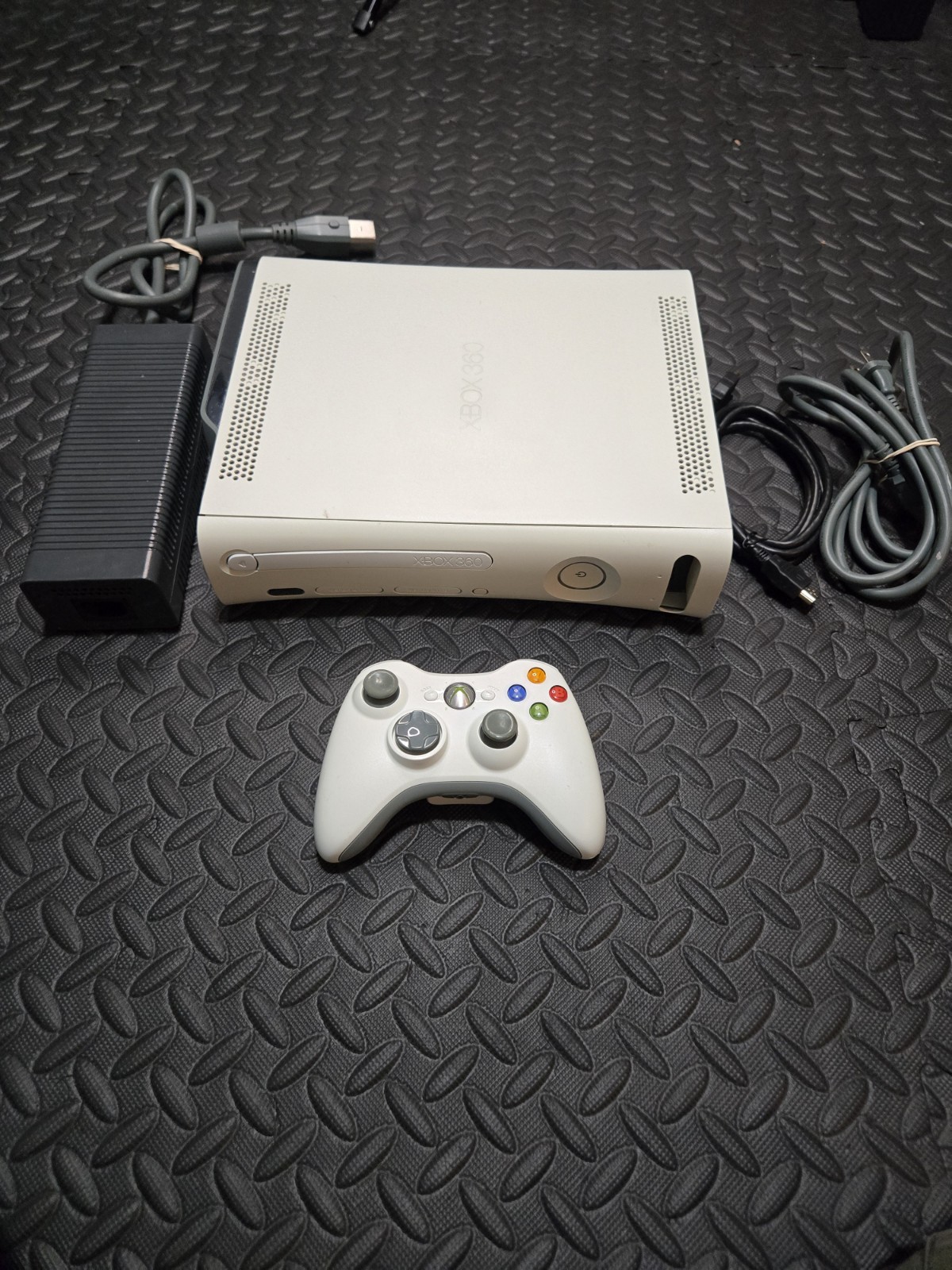 Microsoft Xbox 360Pro XBOX 360 Video Game Console– Tested & Working