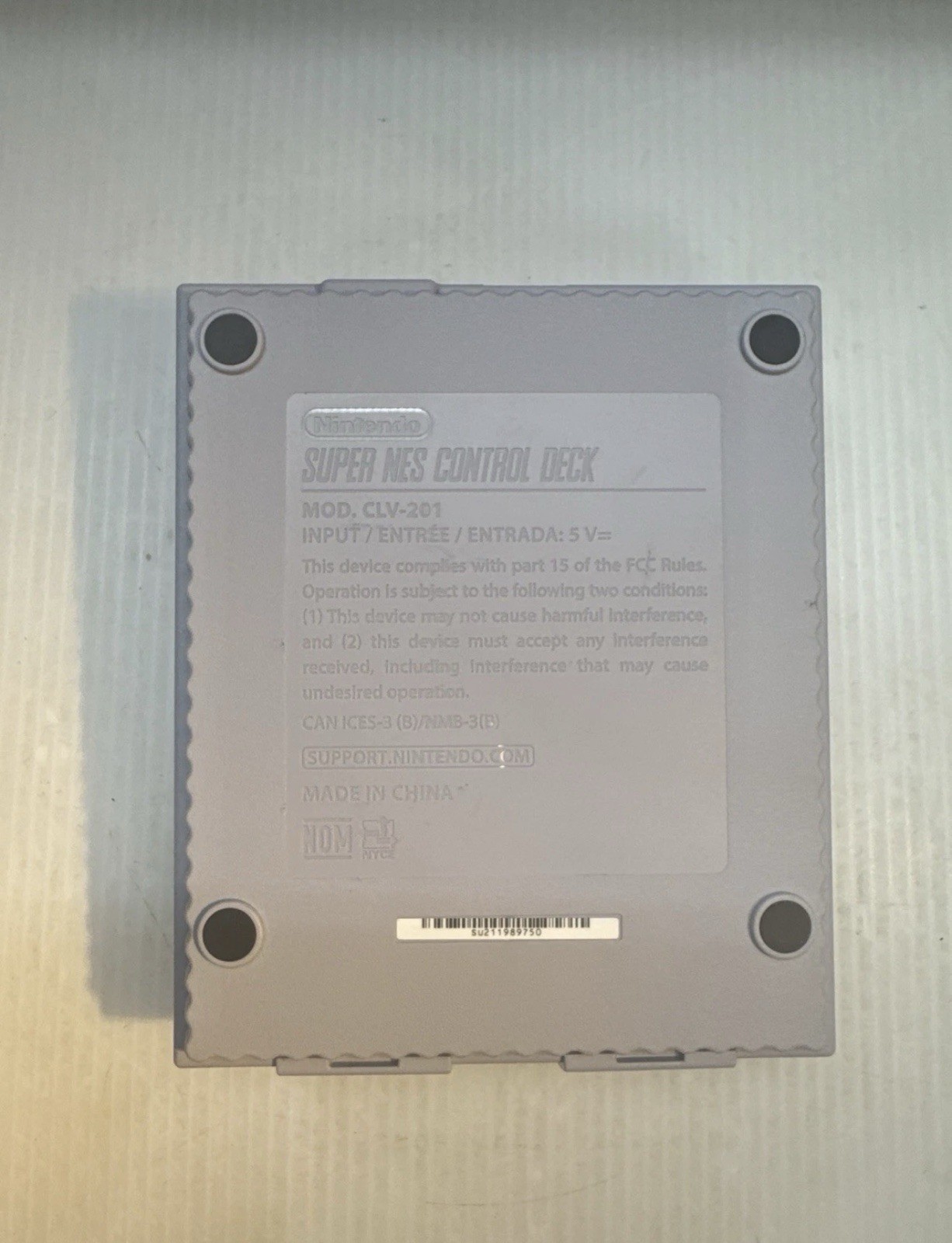 Super Nintendo SNES Classic Edition Video Game Console CLV-201 Gray
