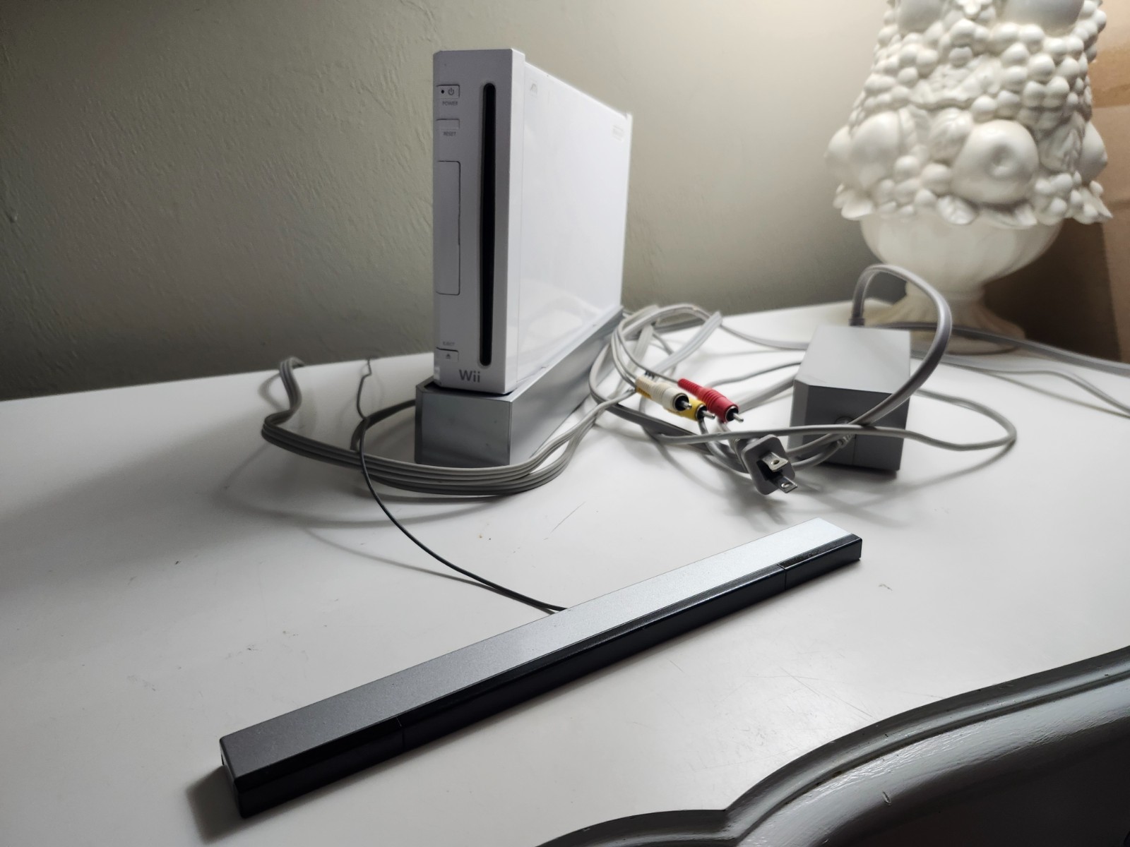 Nintendo Wii White Console (NTSC) Bundle Tested Working