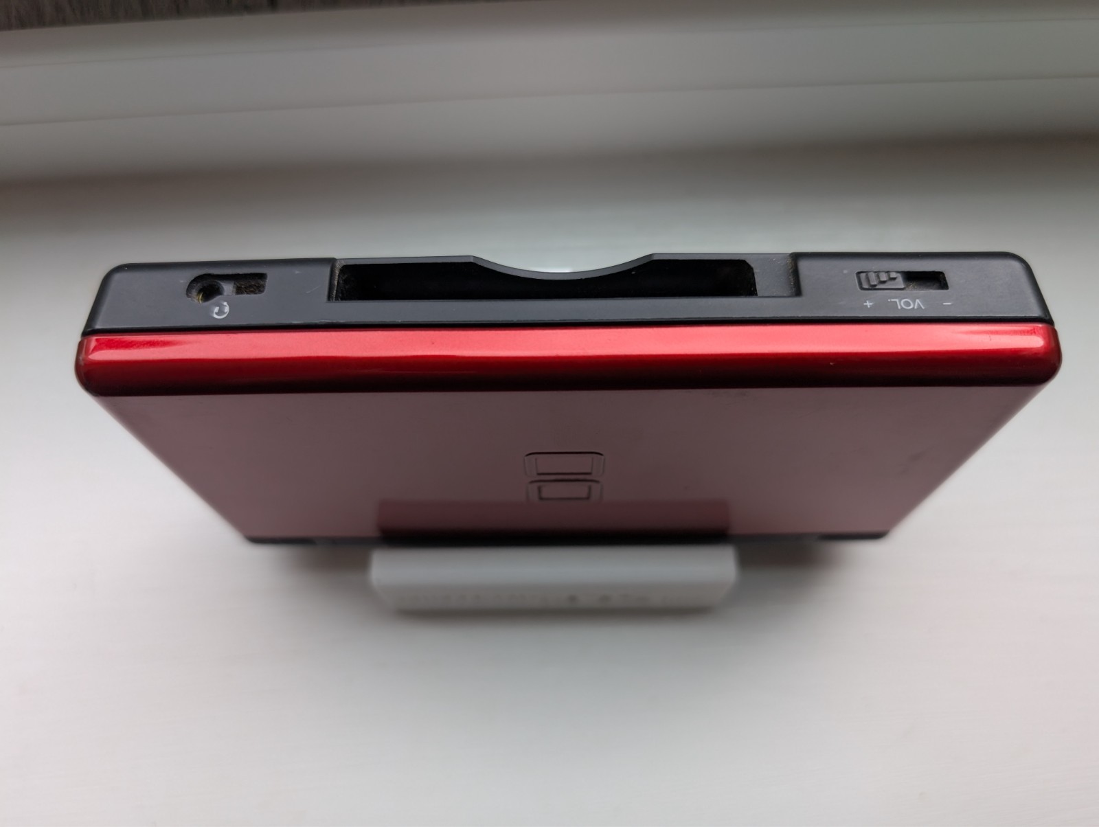 Nintendo DS Lite Handheld Crimson Red w/ stylus – Fully Tested / Working