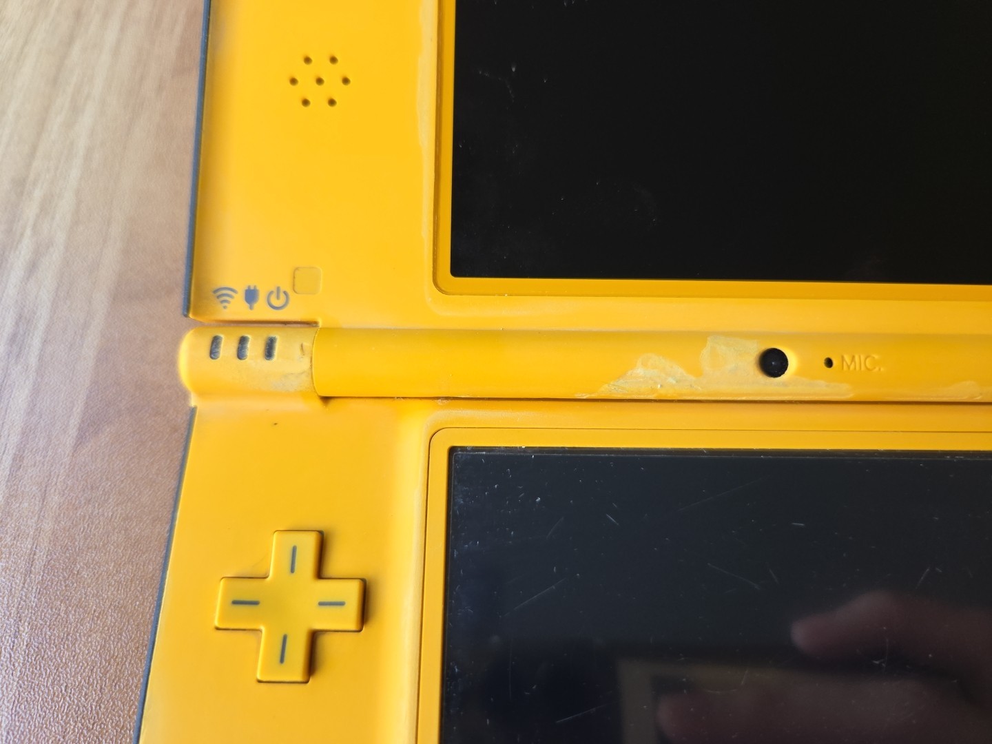 Nintendo DSi LL XL Yellow Console Japan W/charger US SELLER
