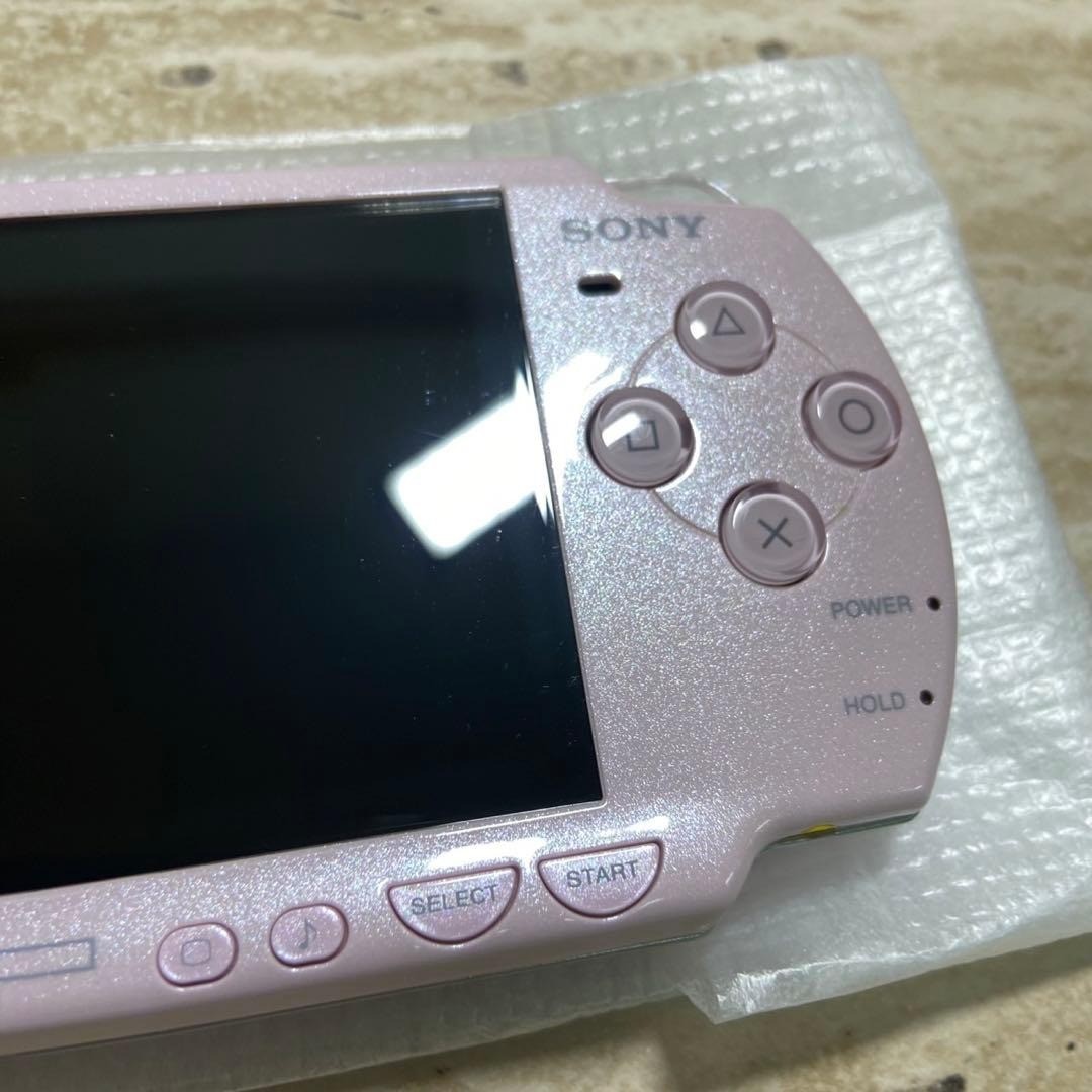 Sony PSP 2000 Rose Pink Almost Unused Complete in Box 6758